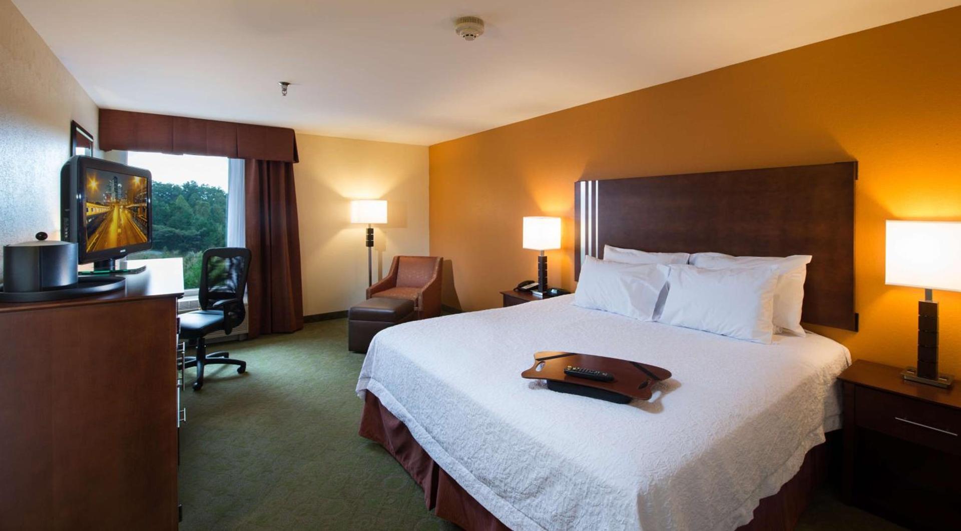 Hampton Inn Cornelia photo 10