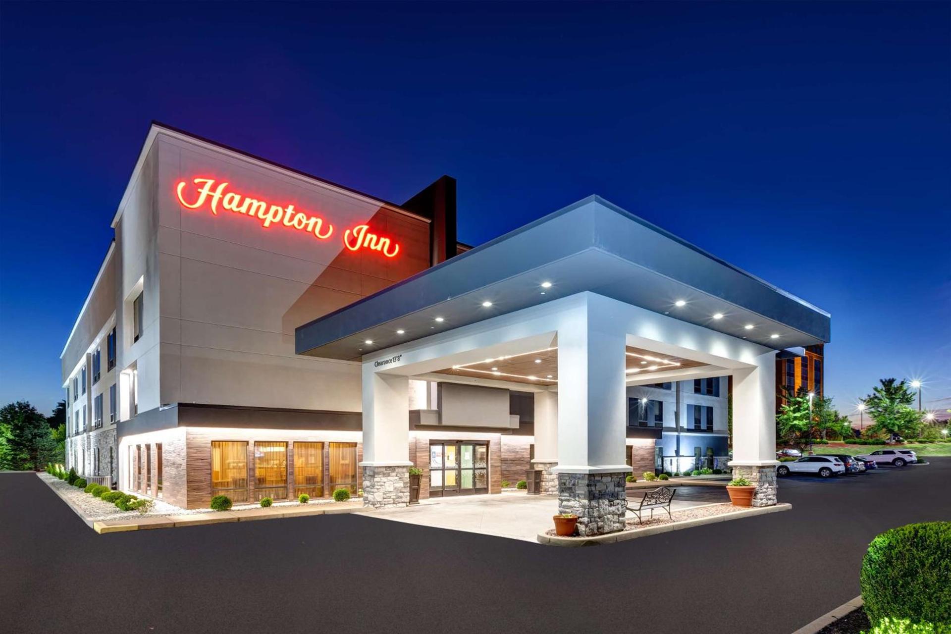 Hampton Inn Cincinnati Airport-North — hotel in Hebron