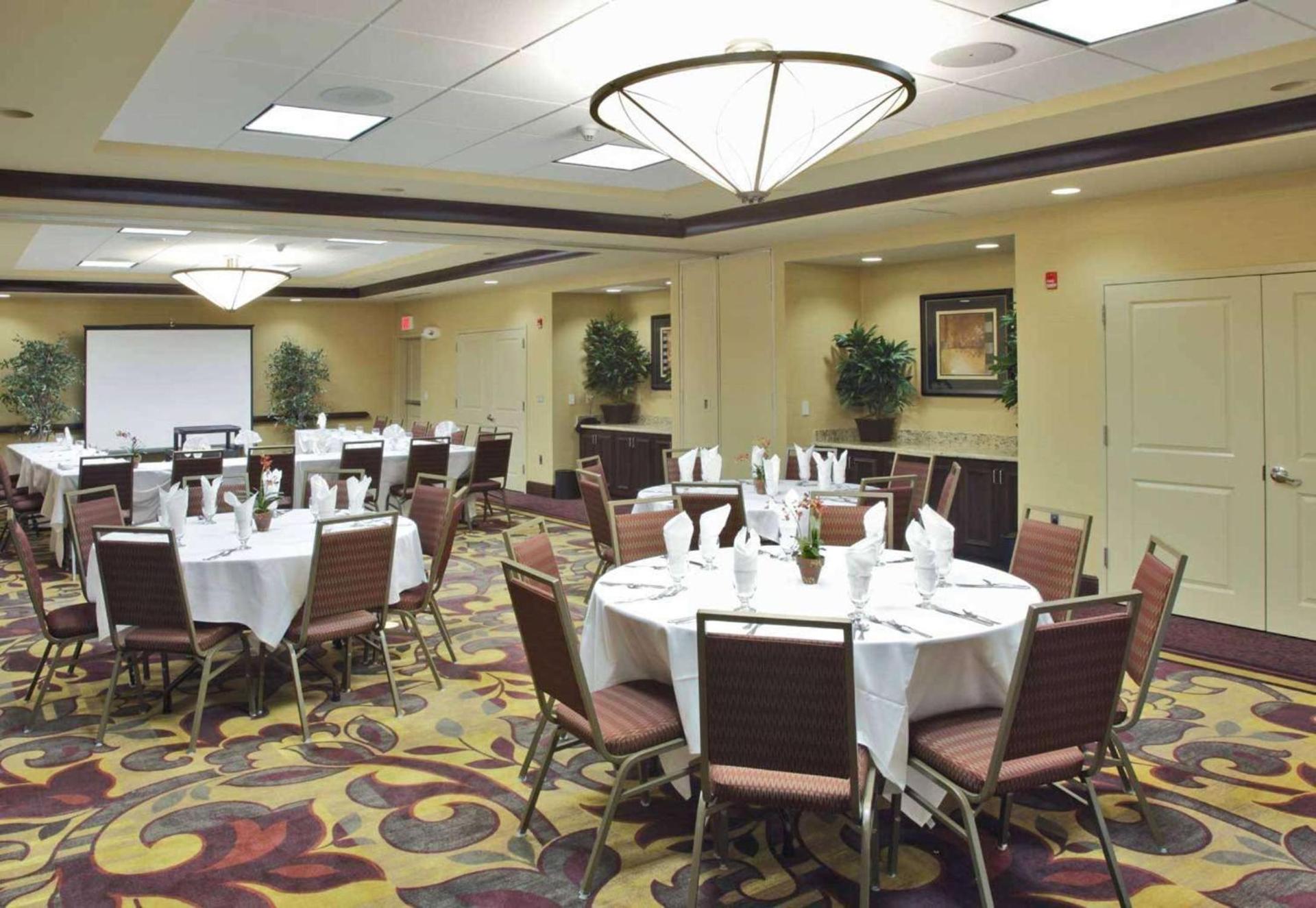Hilton Garden Inn Clovis photo 20