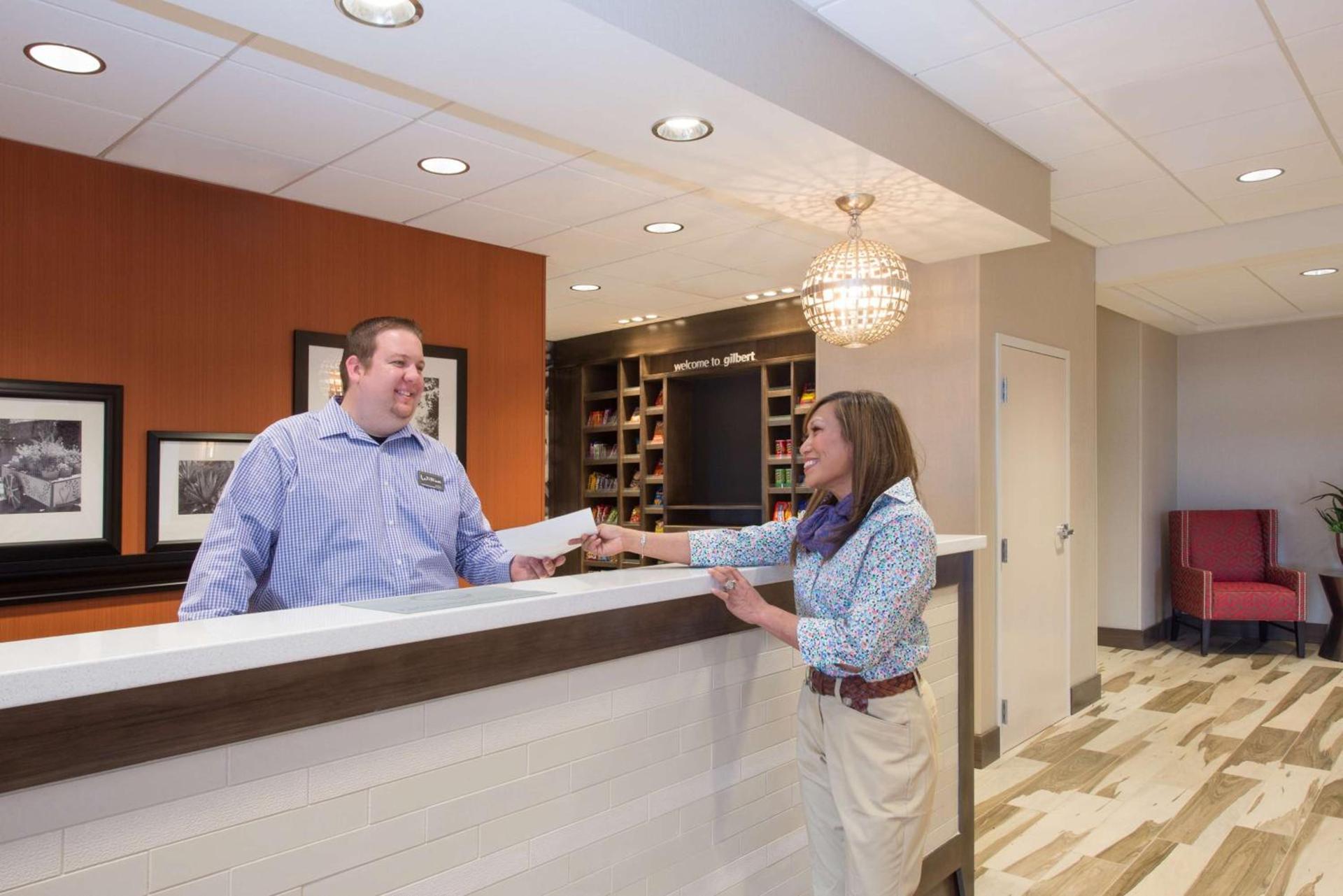 Hampton Inn & Suites Phoenix - East Mesa in Gilbert photo 3