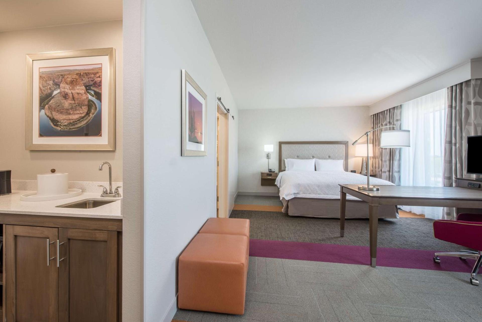 Hampton Inn & Suites Phoenix - East Mesa in Gilbert photo 16
