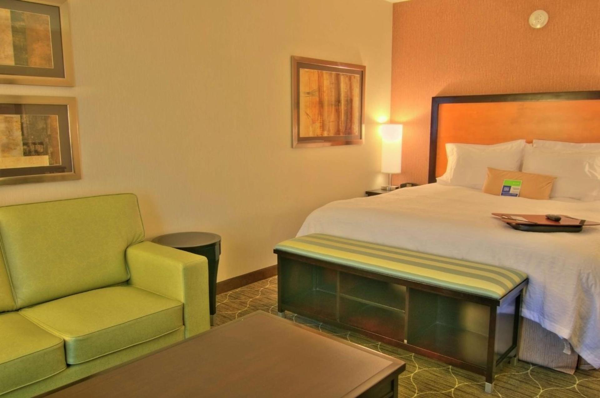 Hampton Inn and Suites Parsippany/North photo 13