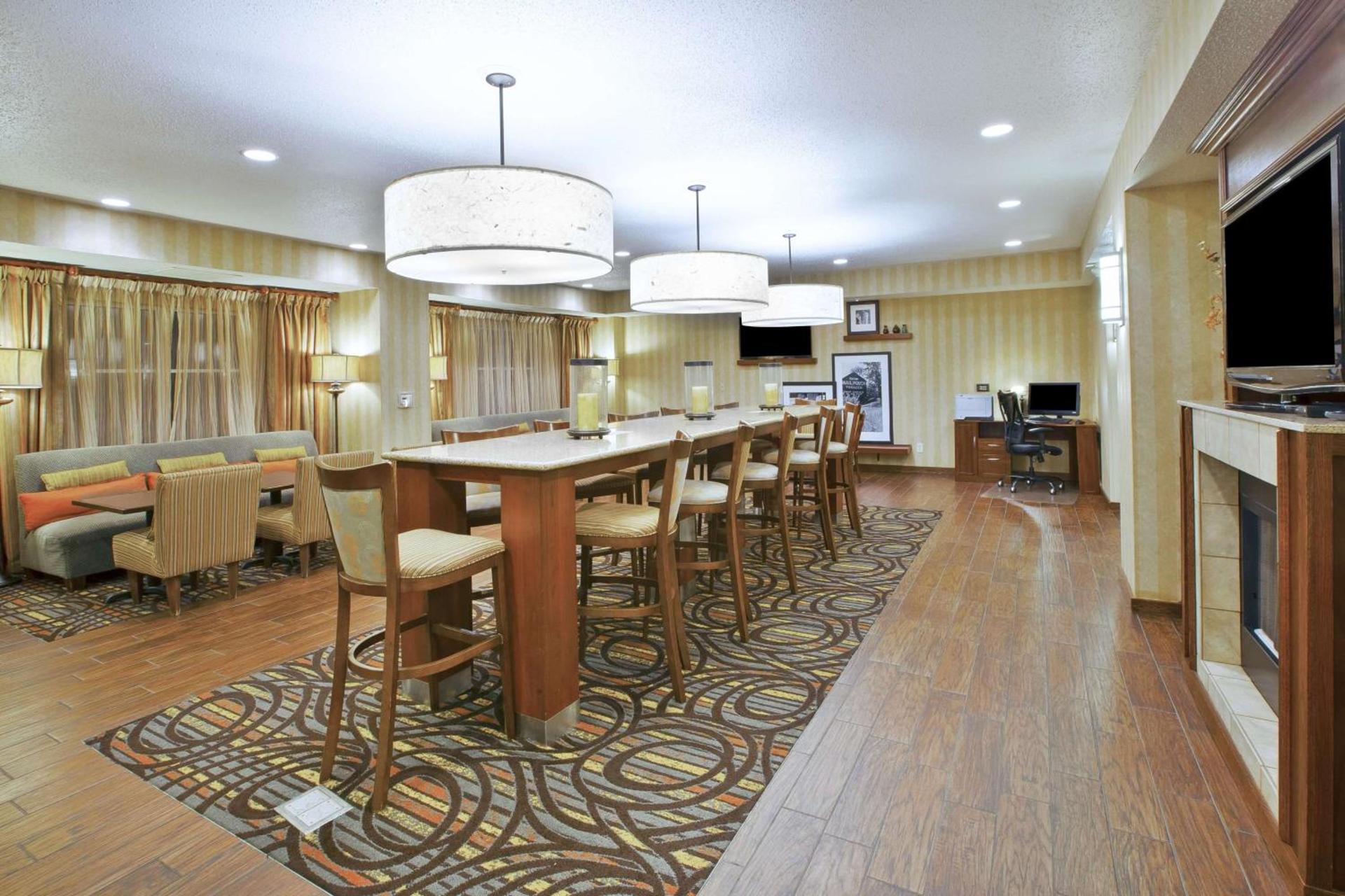 Hampton Inn Pittsburgh Area-Beaver Valley-Center Township photo 3