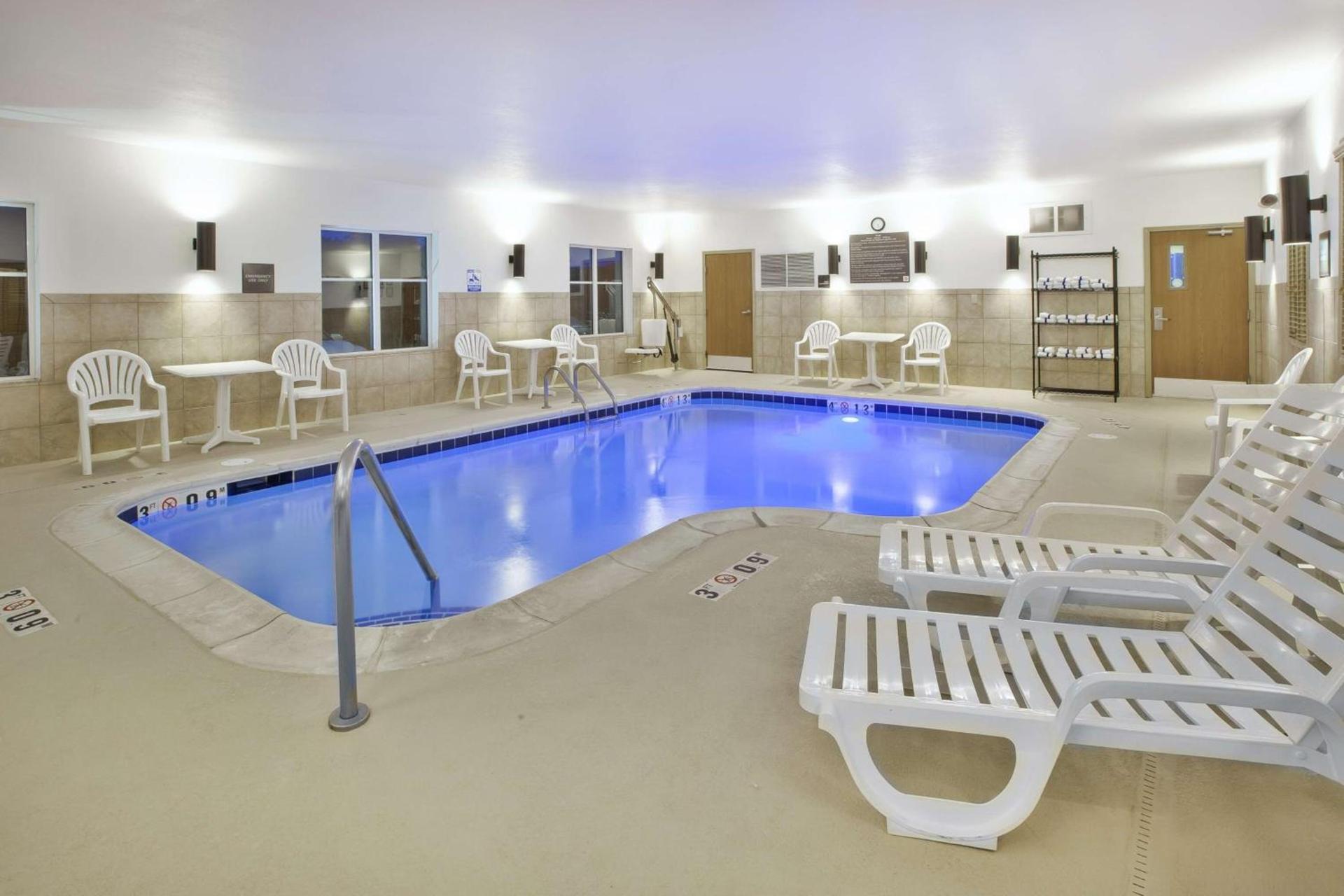 Hampton Inn Pittsburgh Area-Beaver Valley-Center Township photo 5