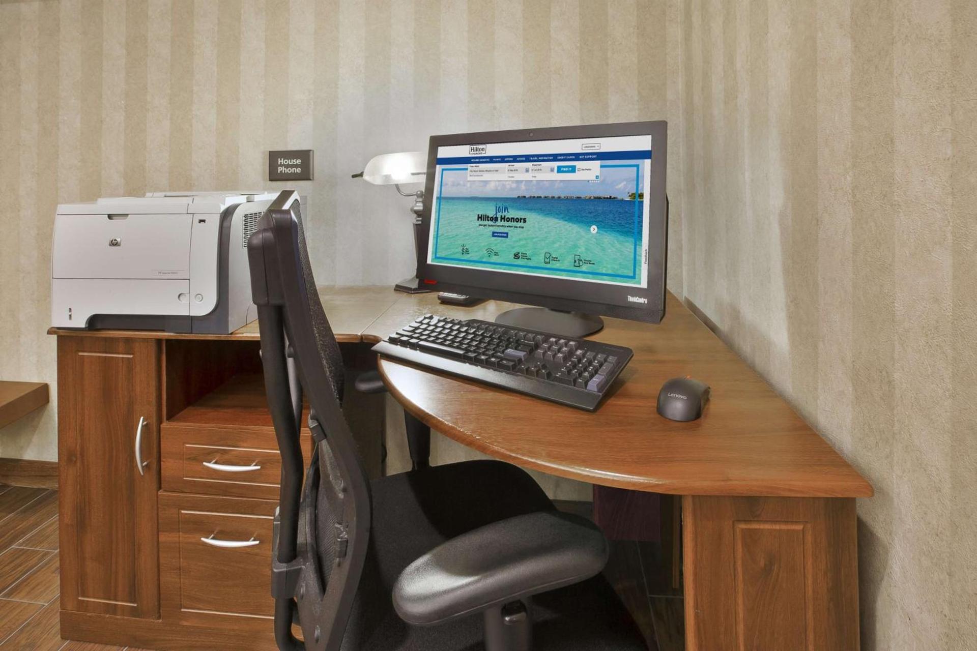 Hampton Inn Pittsburgh Area-Beaver Valley-Center Township photo 22