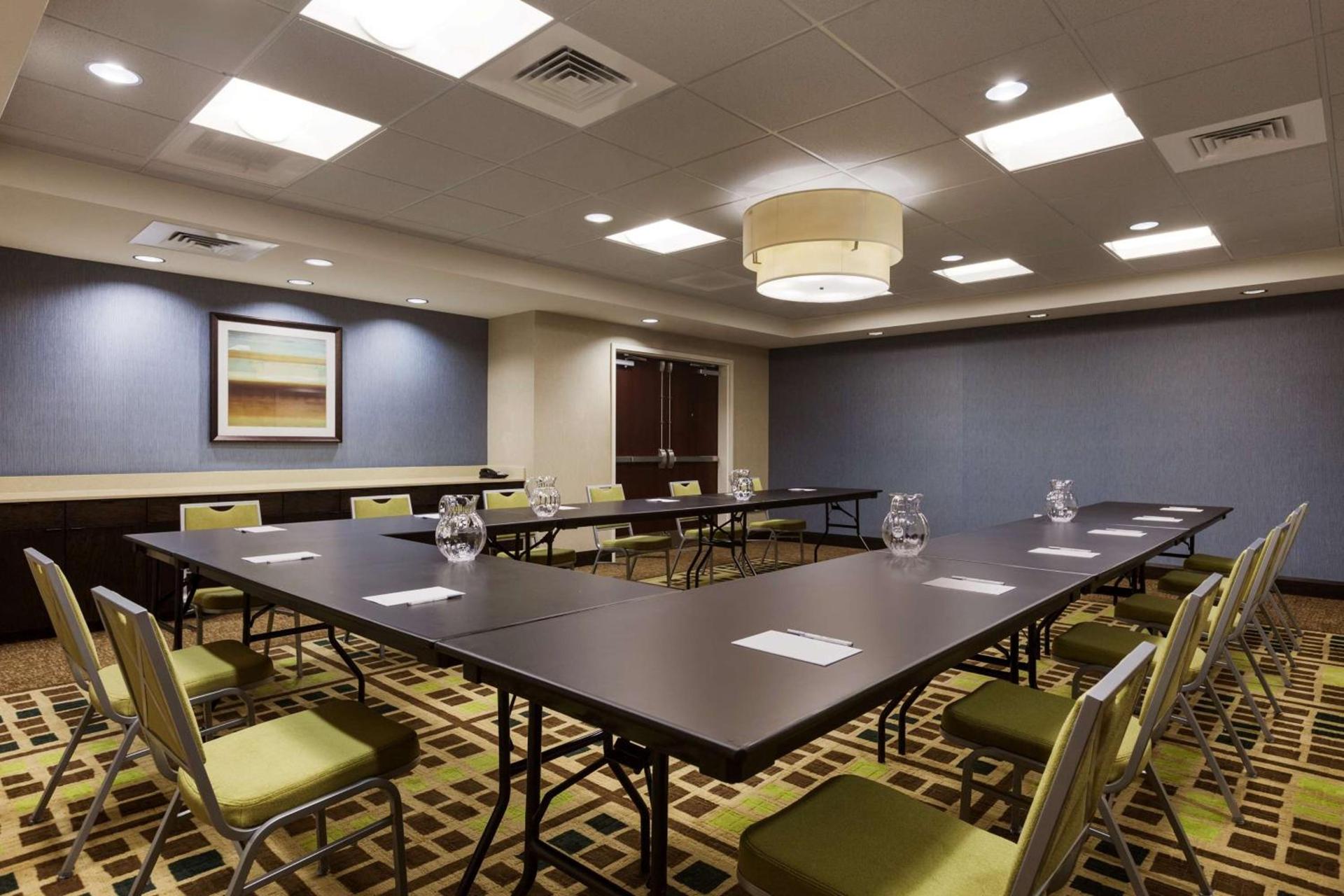 Hampton Inn and Suites Camp Springs photo 15