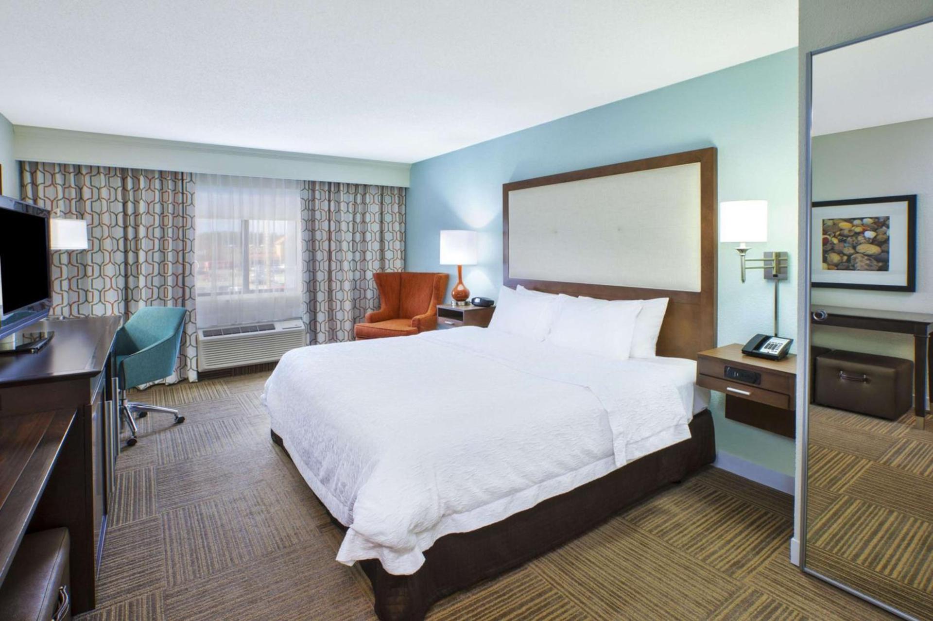 Hampton Inn Gaylord photo 13