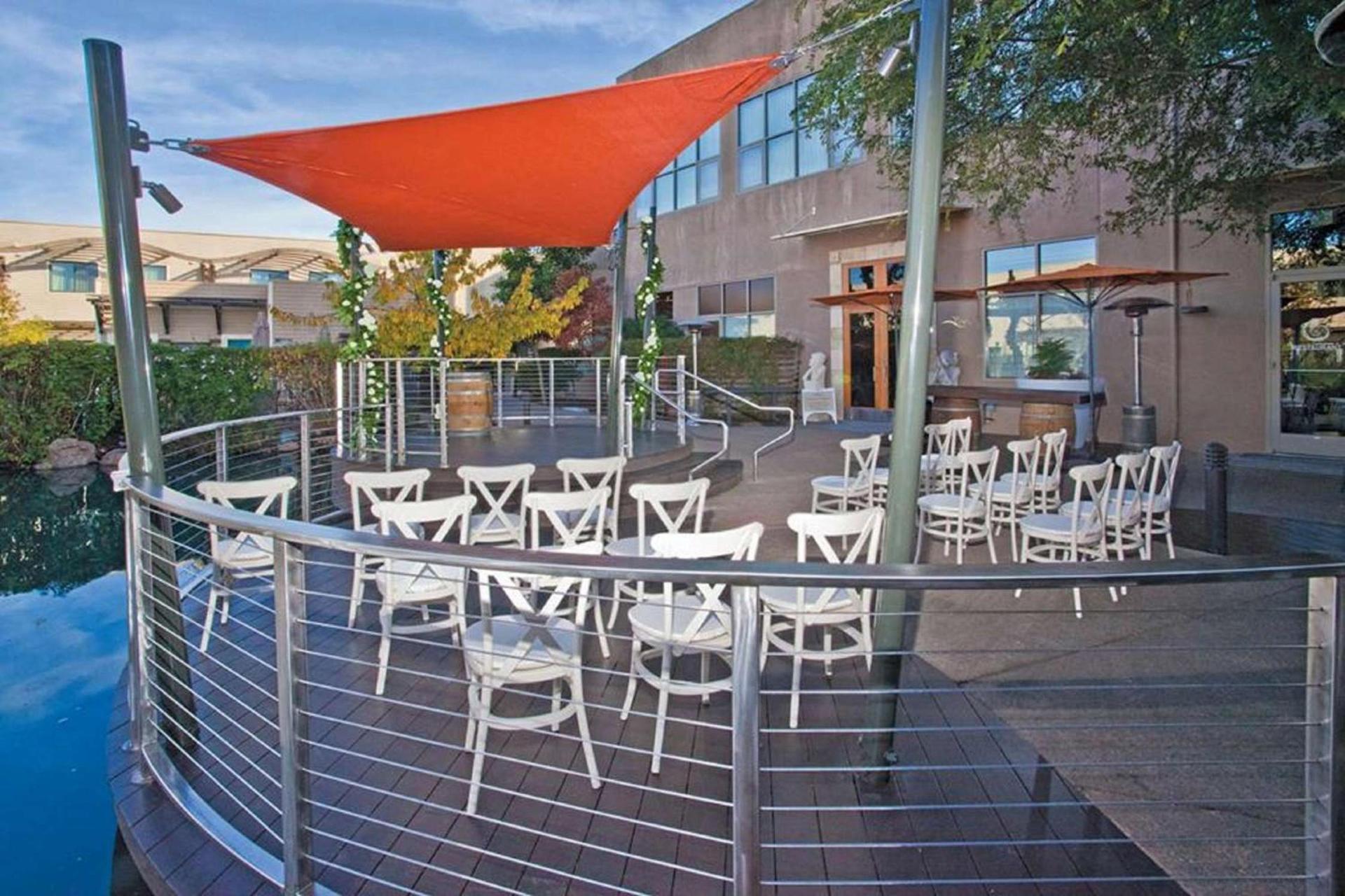 DoubleTree by Hilton Napa Valley - American Canyon photo 6