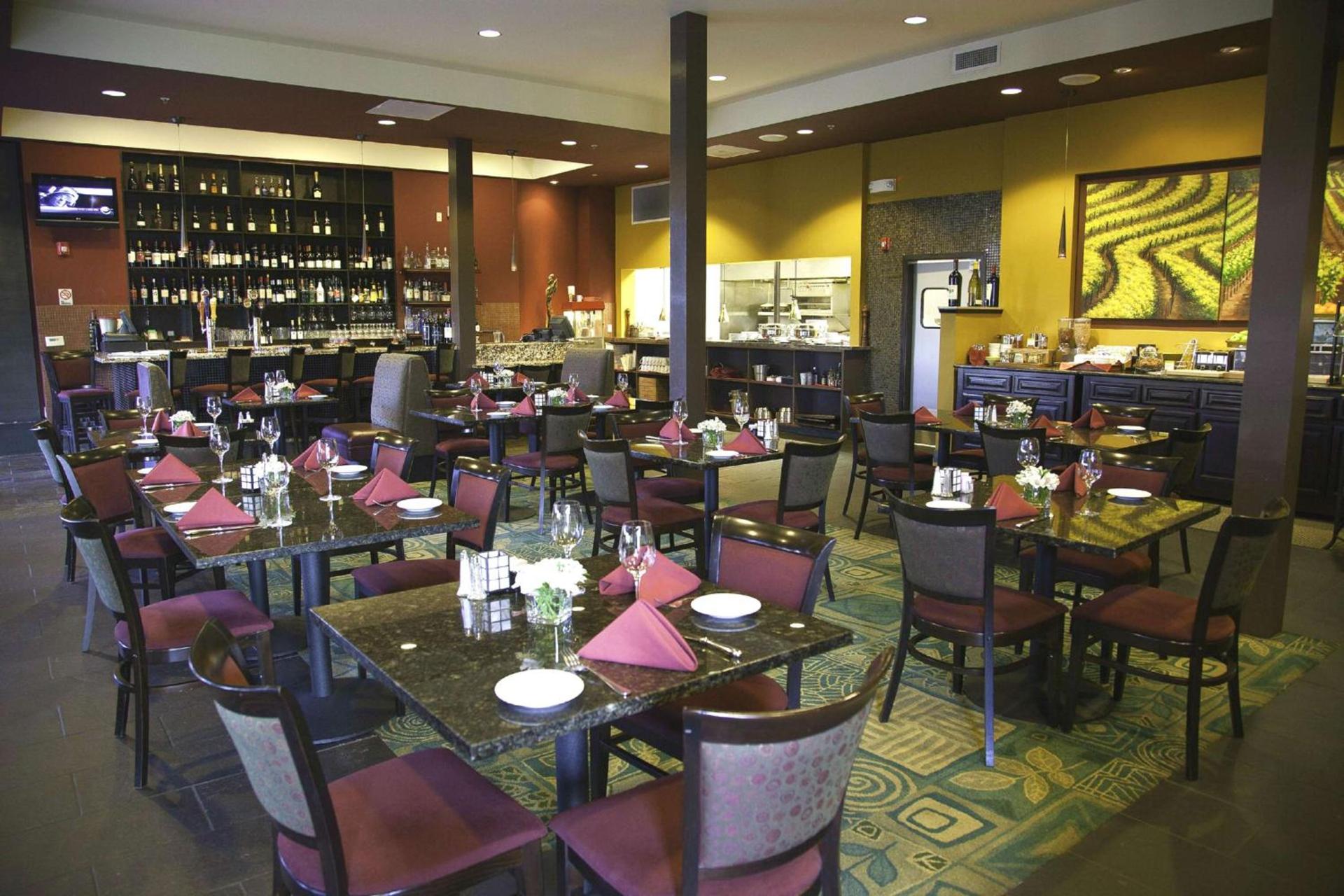 DoubleTree by Hilton Napa Valley - American Canyon photo 15