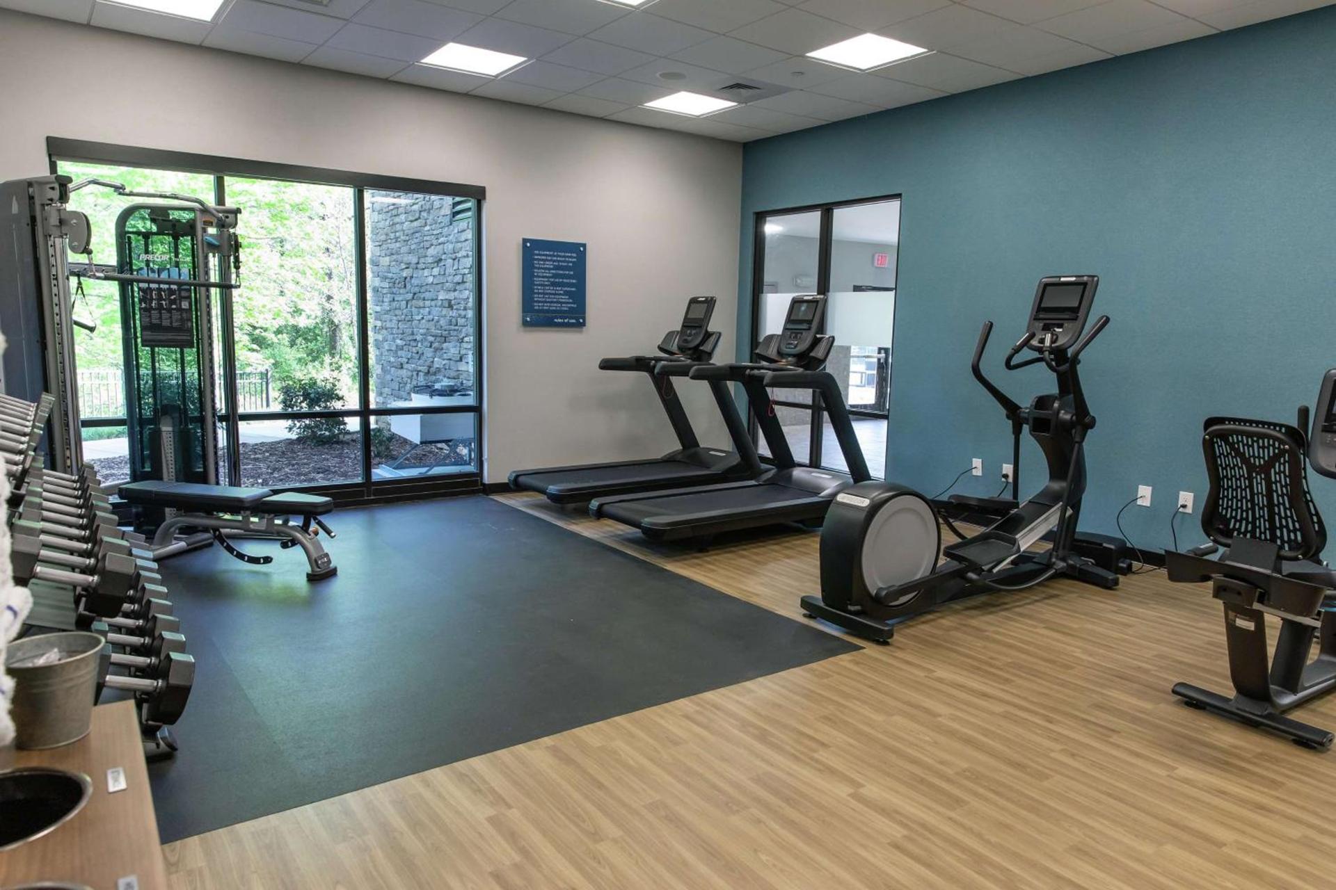Hampton Inn Black Mountain photo 9