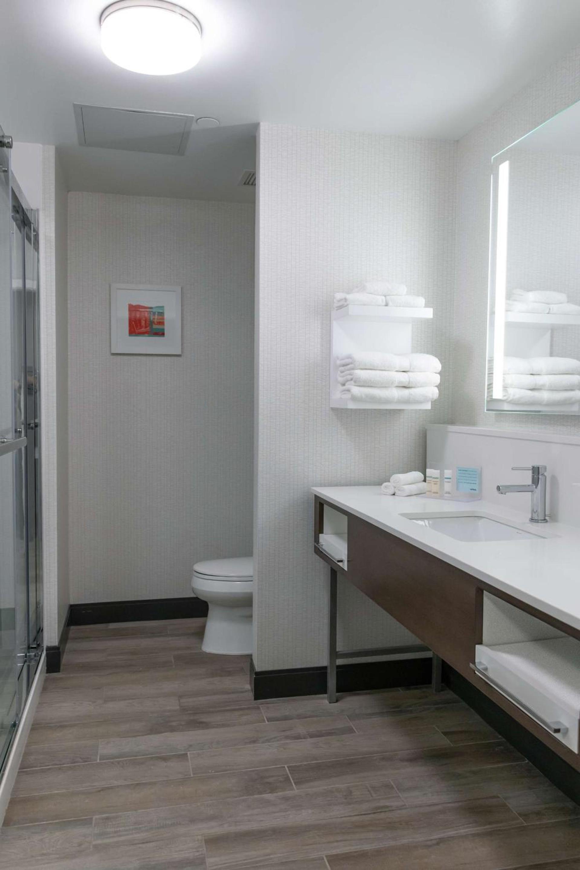 Hampton Inn Black Mountain photo 11