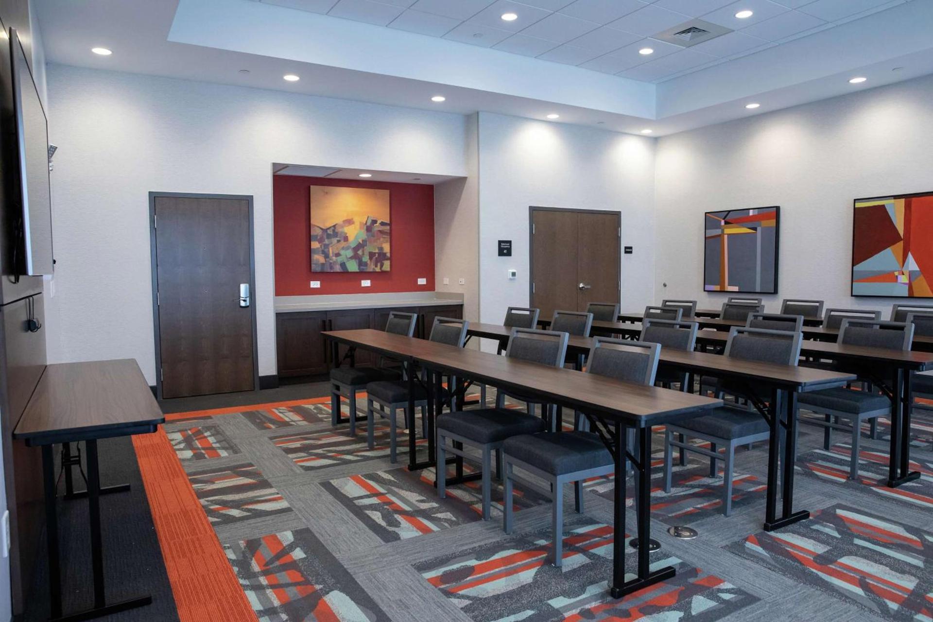Hampton Inn Black Mountain photo 21