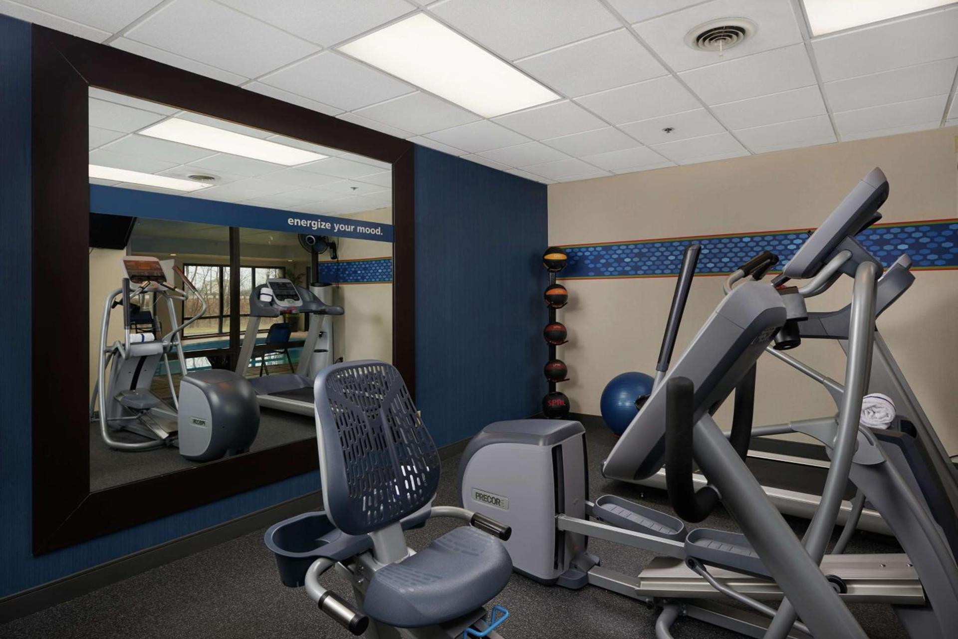 Hampton Inn by Hilton Youngstown-West I-80 photo 4