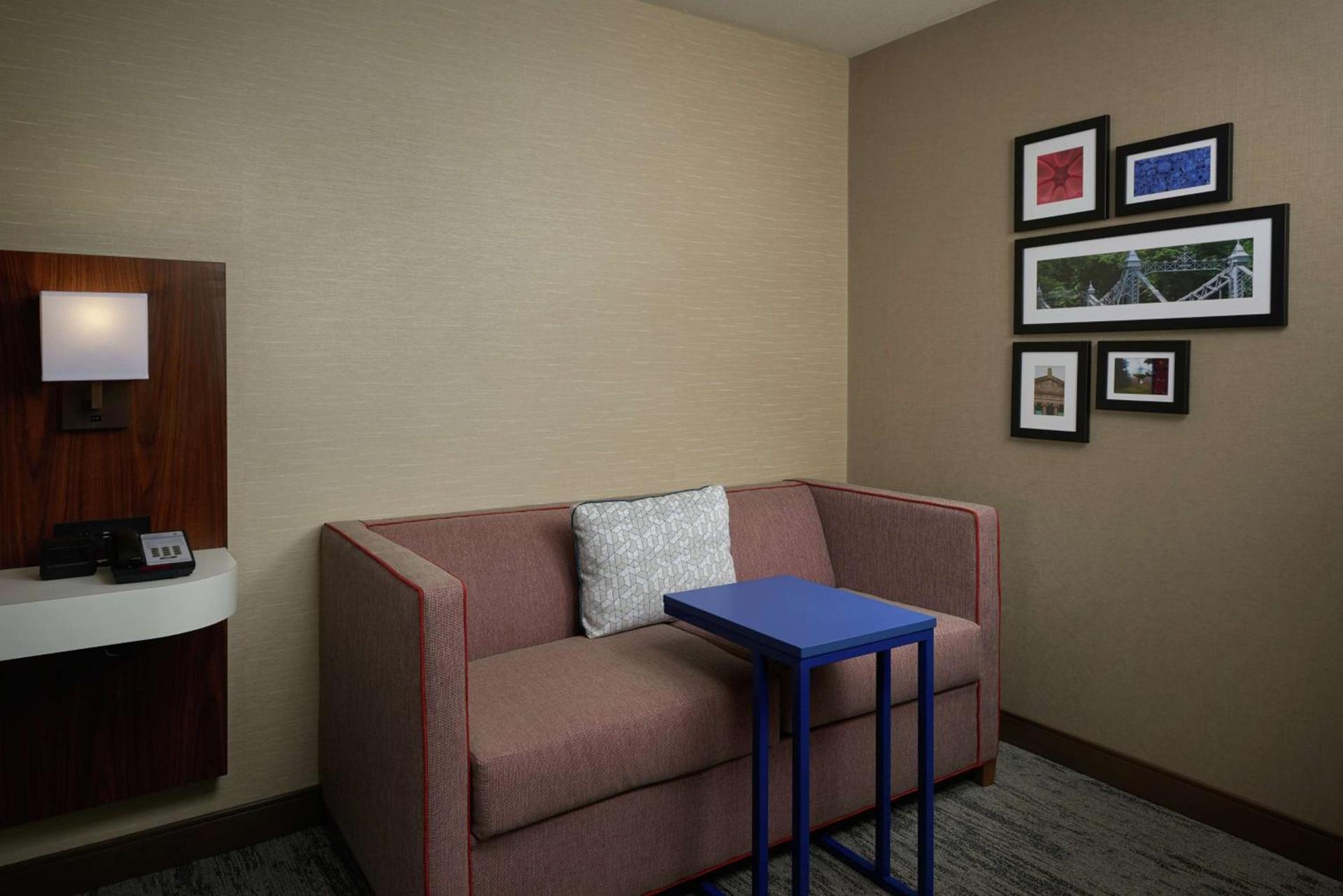 Hampton Inn by Hilton Youngstown-West I-80 photo 12