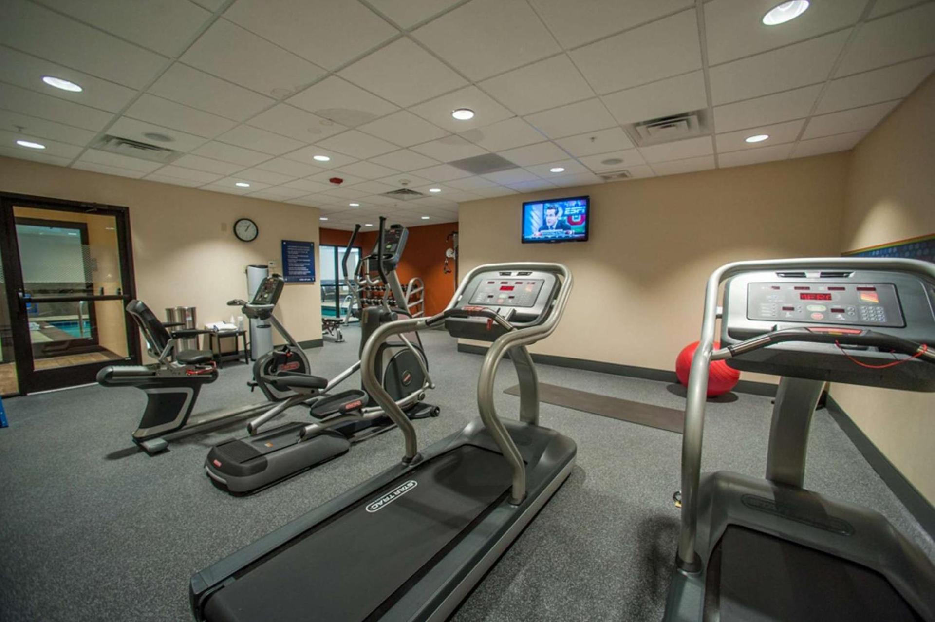Hampton Inn by Hilton Fort Morgan photo 9