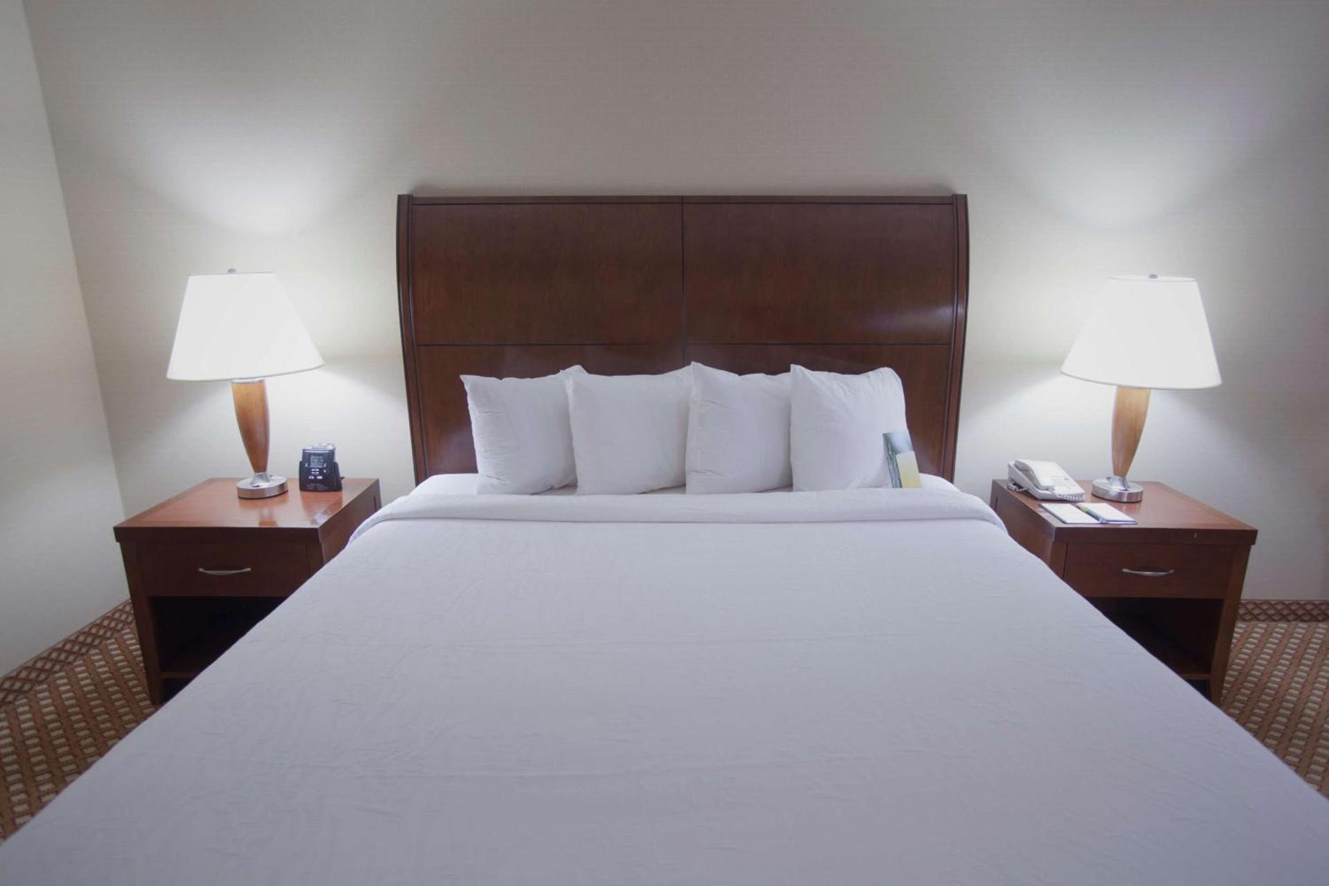 Hilton Garden Inn Albuquerque Uptown photo 16