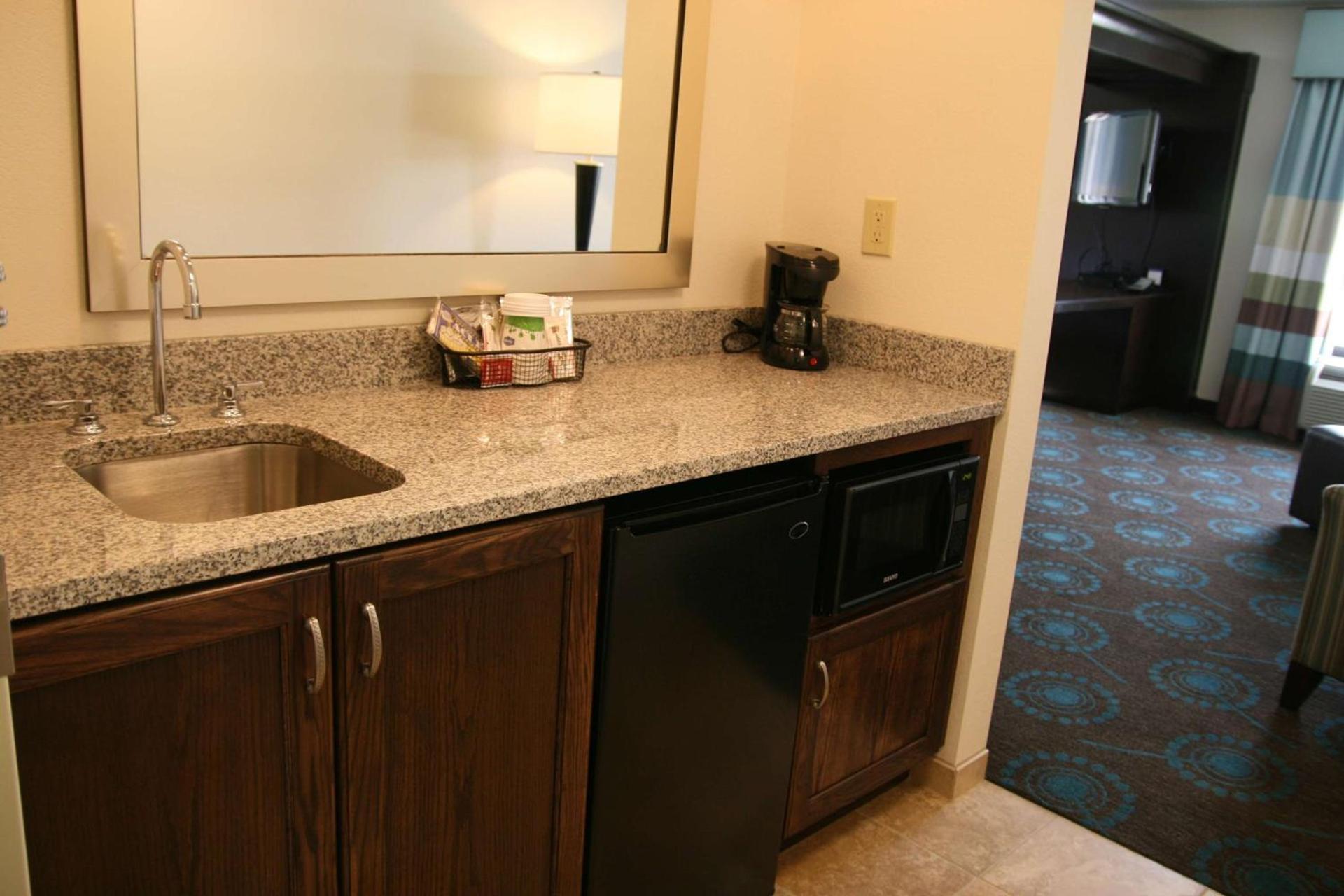 Hampton Inn & Suites Wilder photo 18