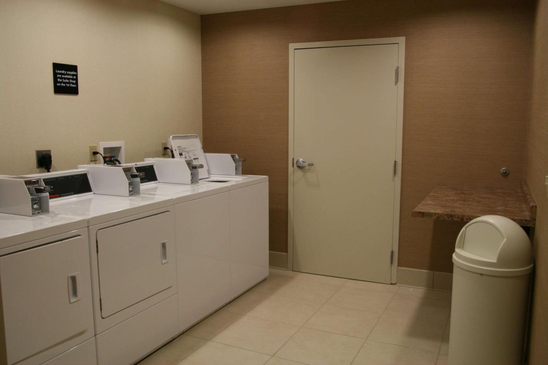Hampton Inn & Suites Wilder photo 20