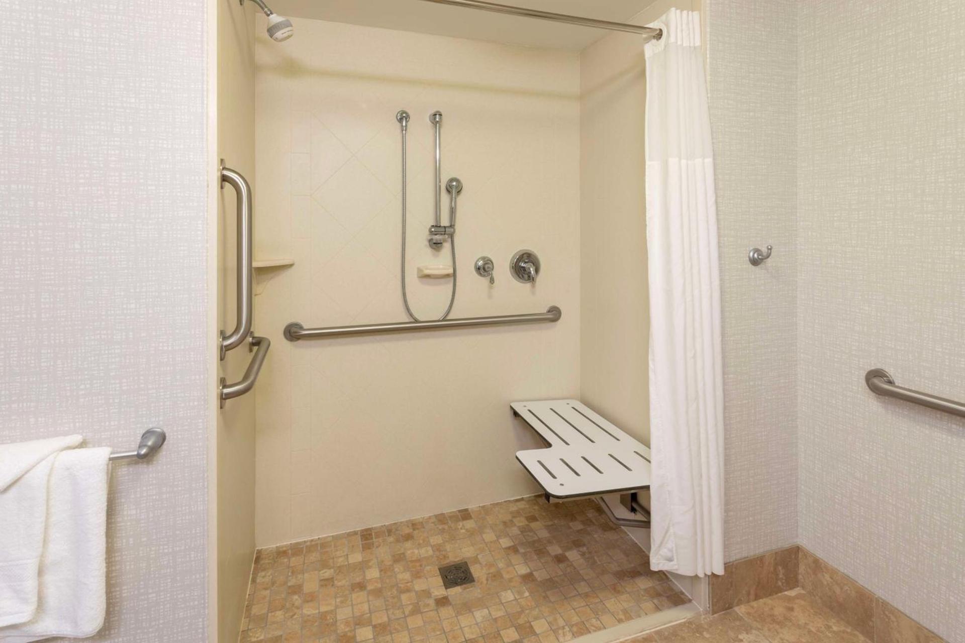 Hampton Inn Minneapolis/Shakopee photo 10