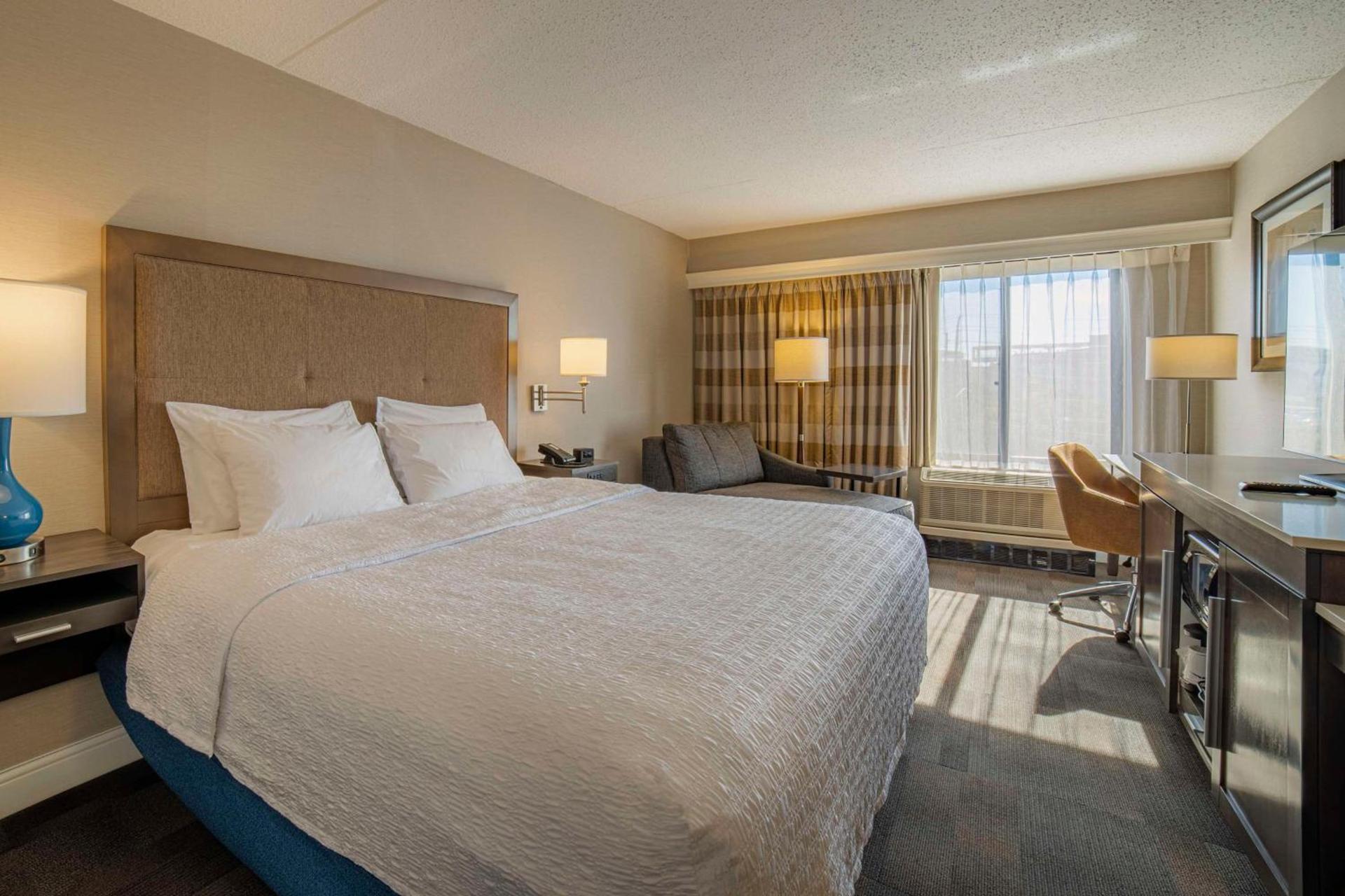 Hampton Inn Carlstadt At The Meadowlands photo 7