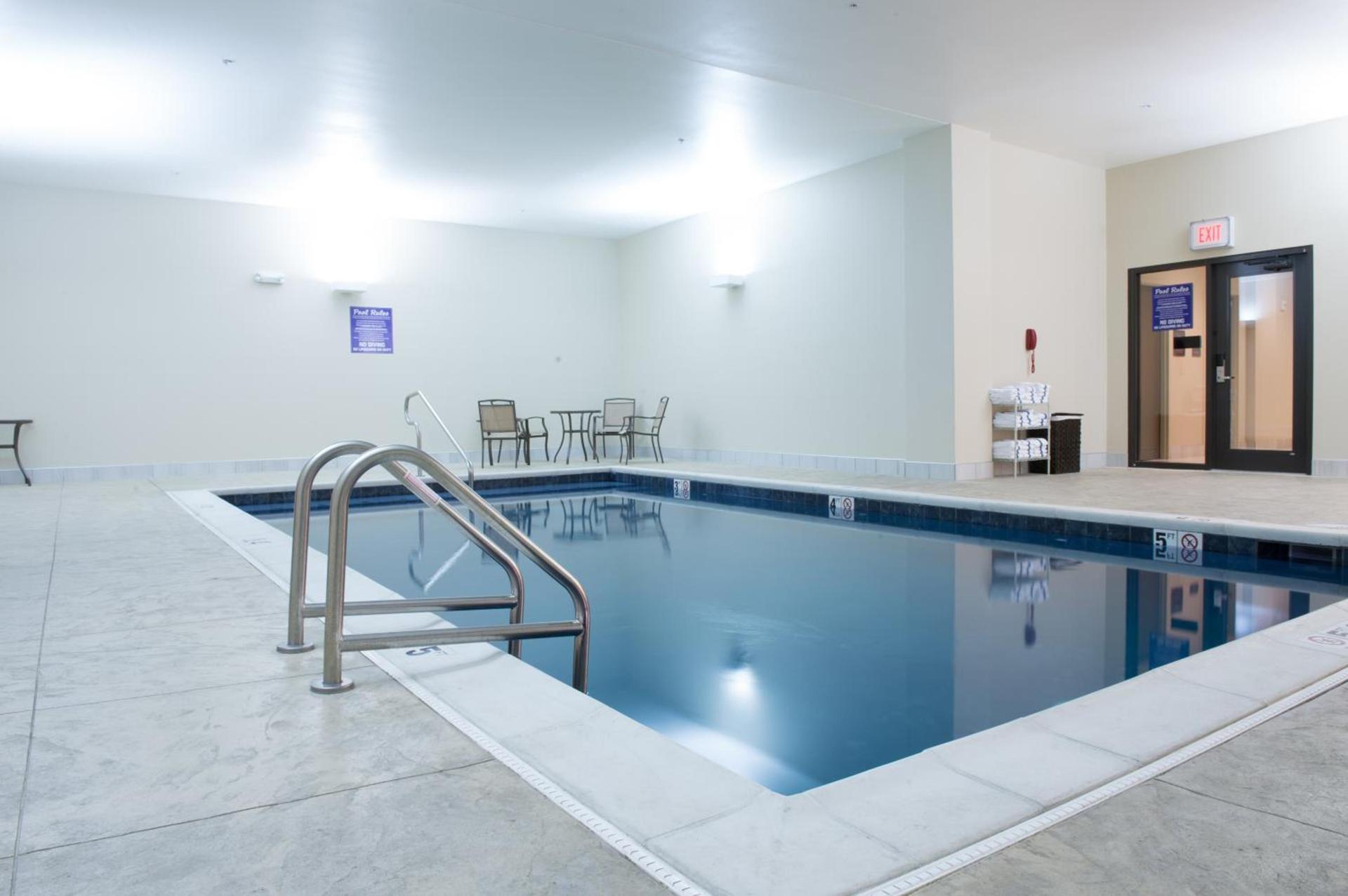 Bluemont Hotel photo 29