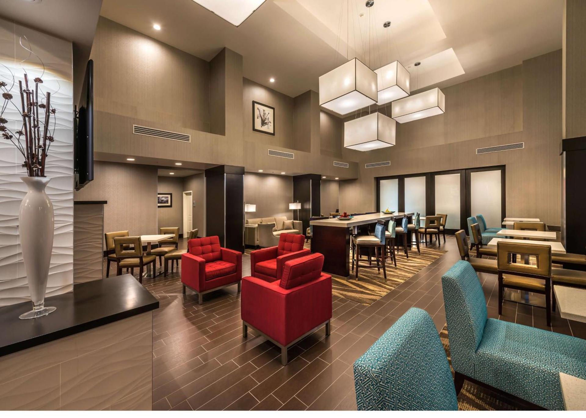 Hampton Inn & Suites - Reno West, NV photo 3