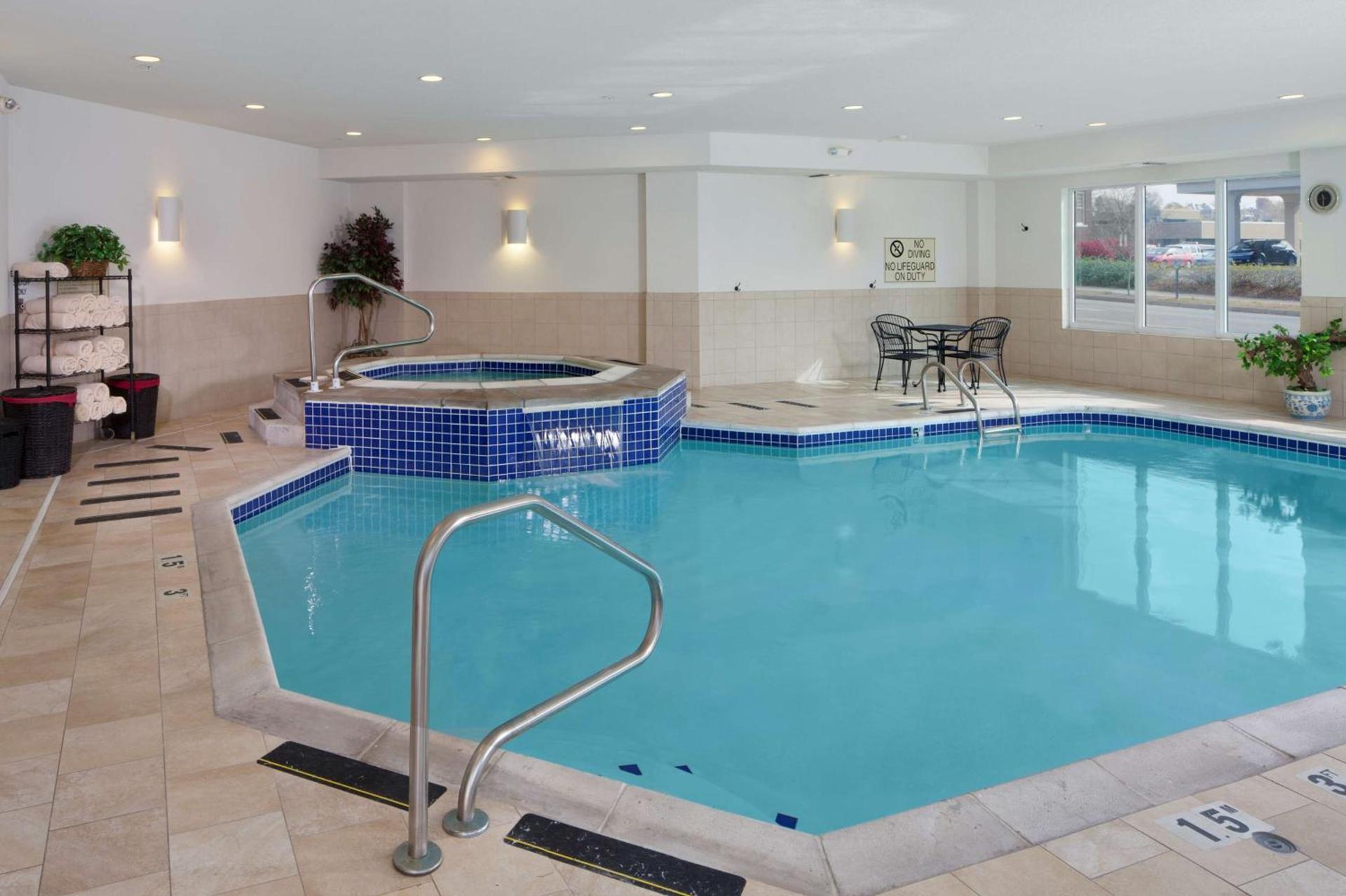 DoubleTree by Hilton Jefferson City photo 6