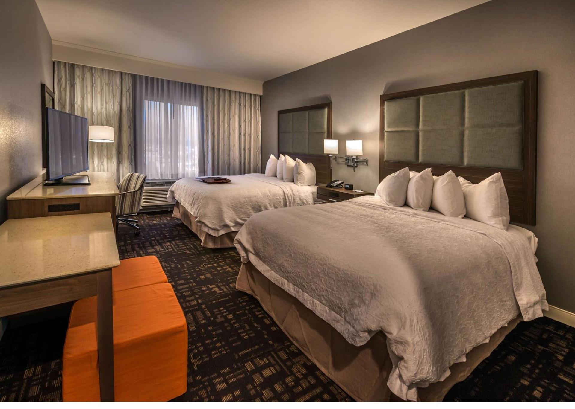Hampton Inn & Suites - Reno West, NV photo 11