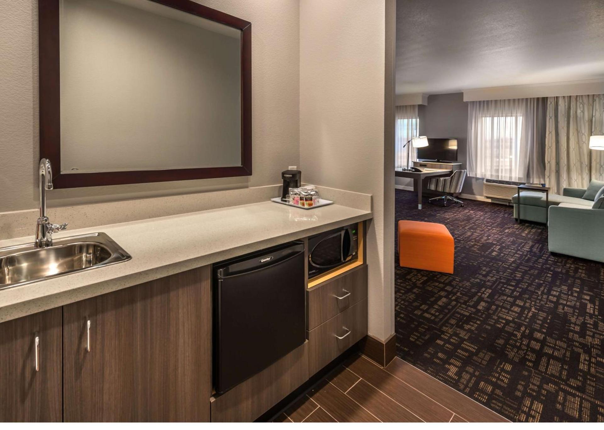 Hampton Inn & Suites - Reno West, NV photo 12