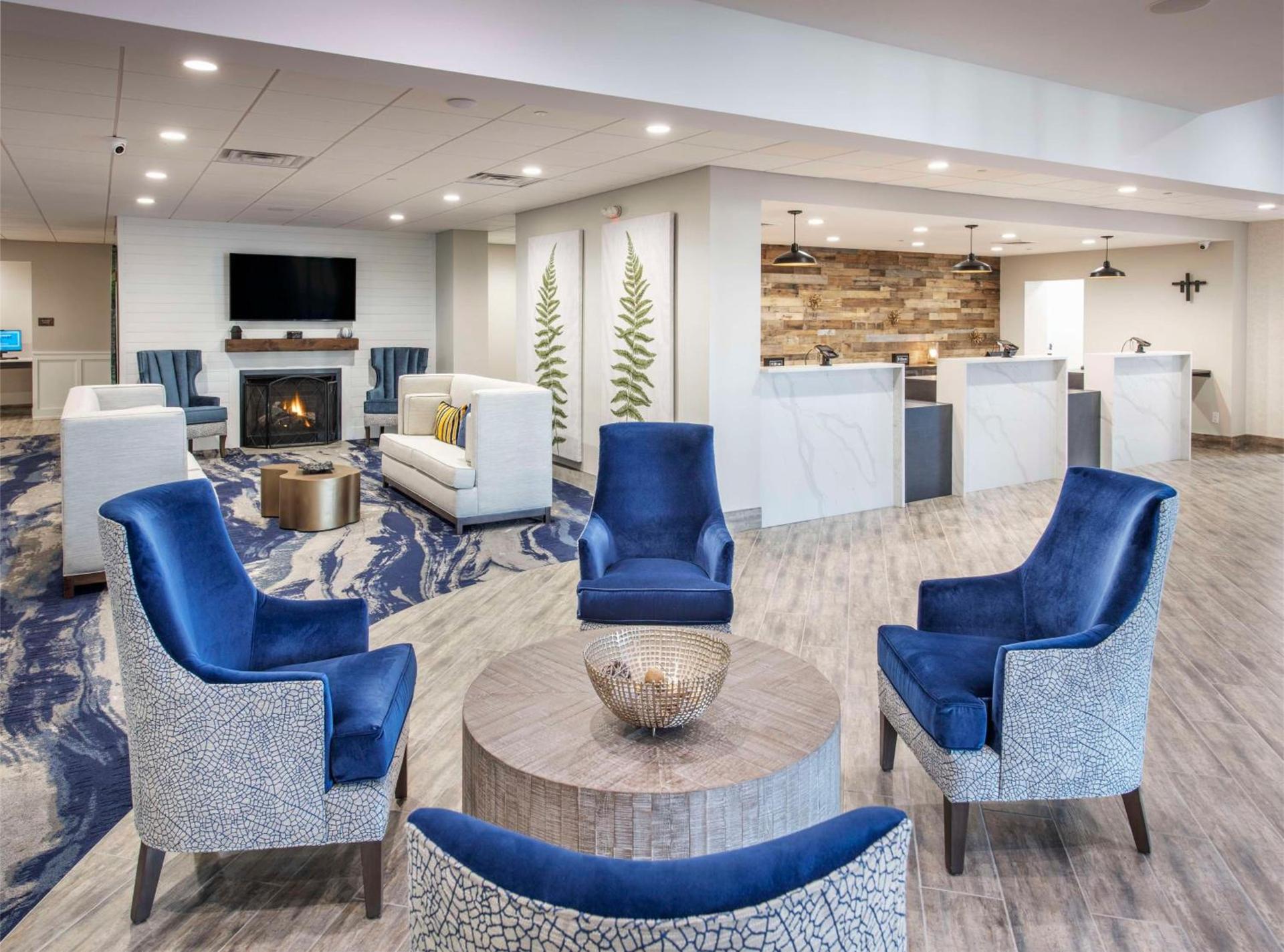 DoubleTree by Hilton Monroe Township Cranbury photo 8