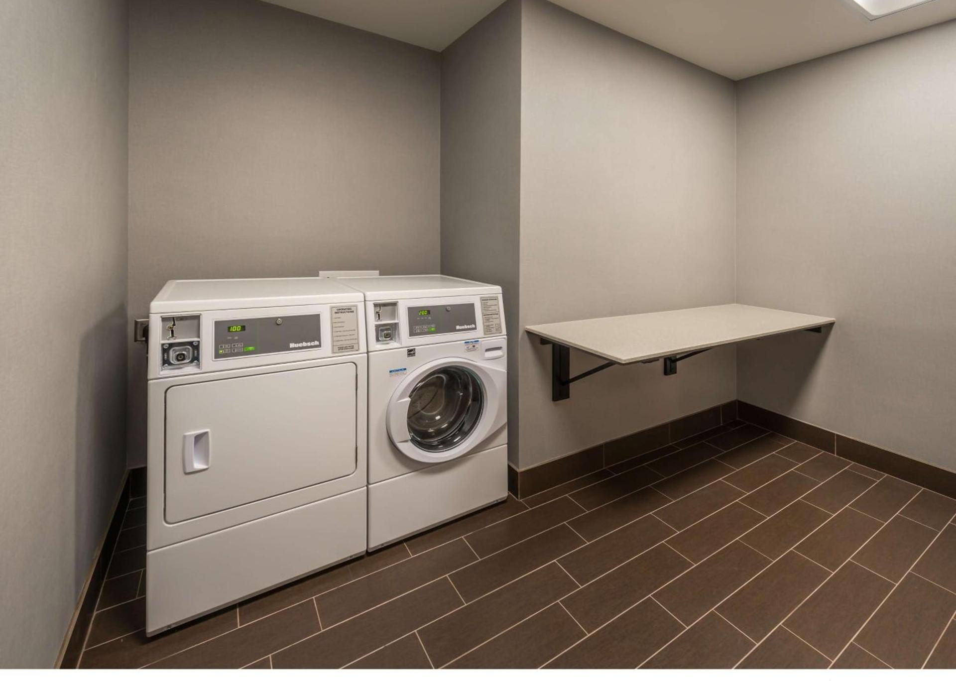 Hampton Inn & Suites - Reno West, NV photo 17