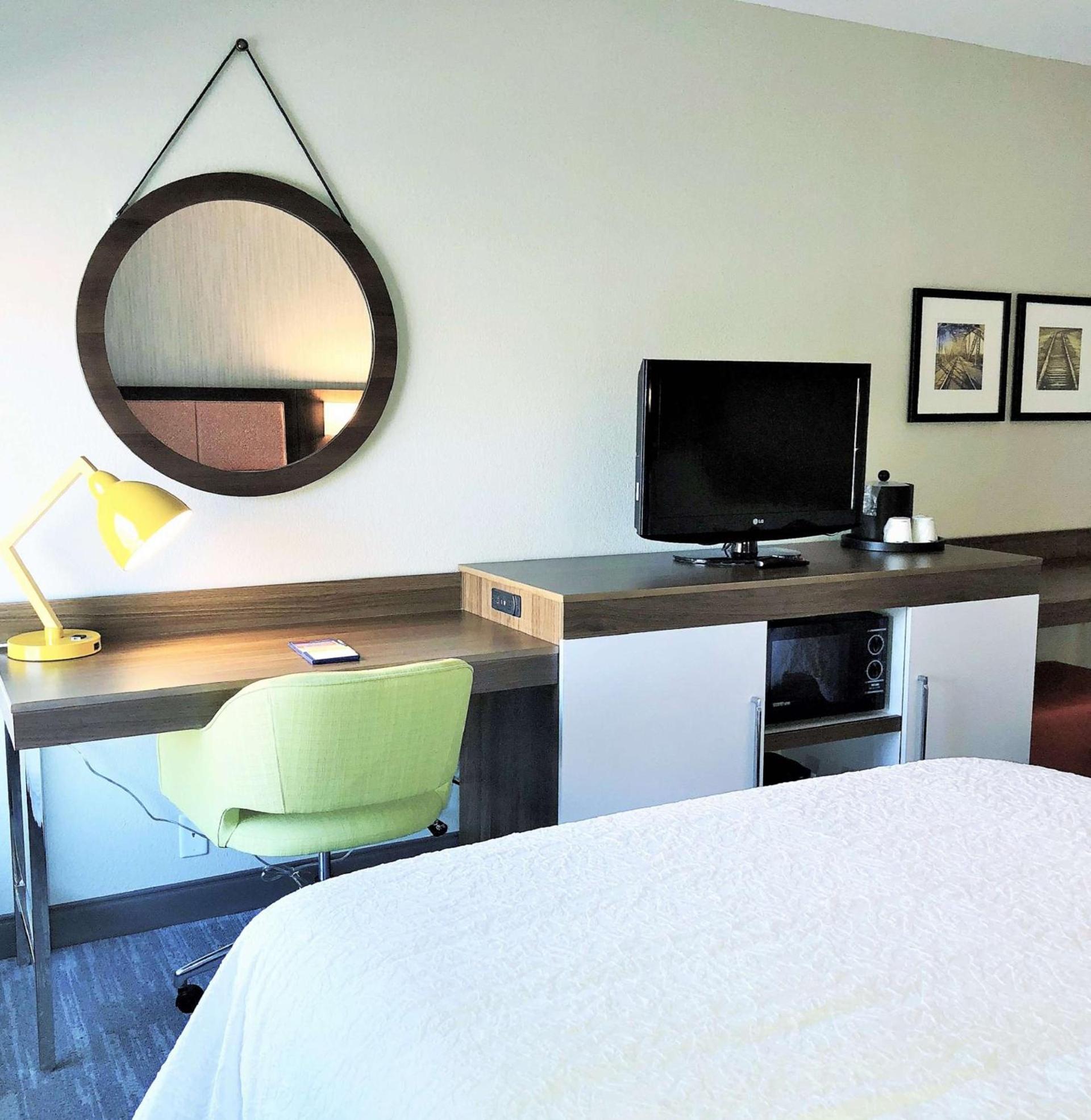 Hampton Inn Williamsport photo 10