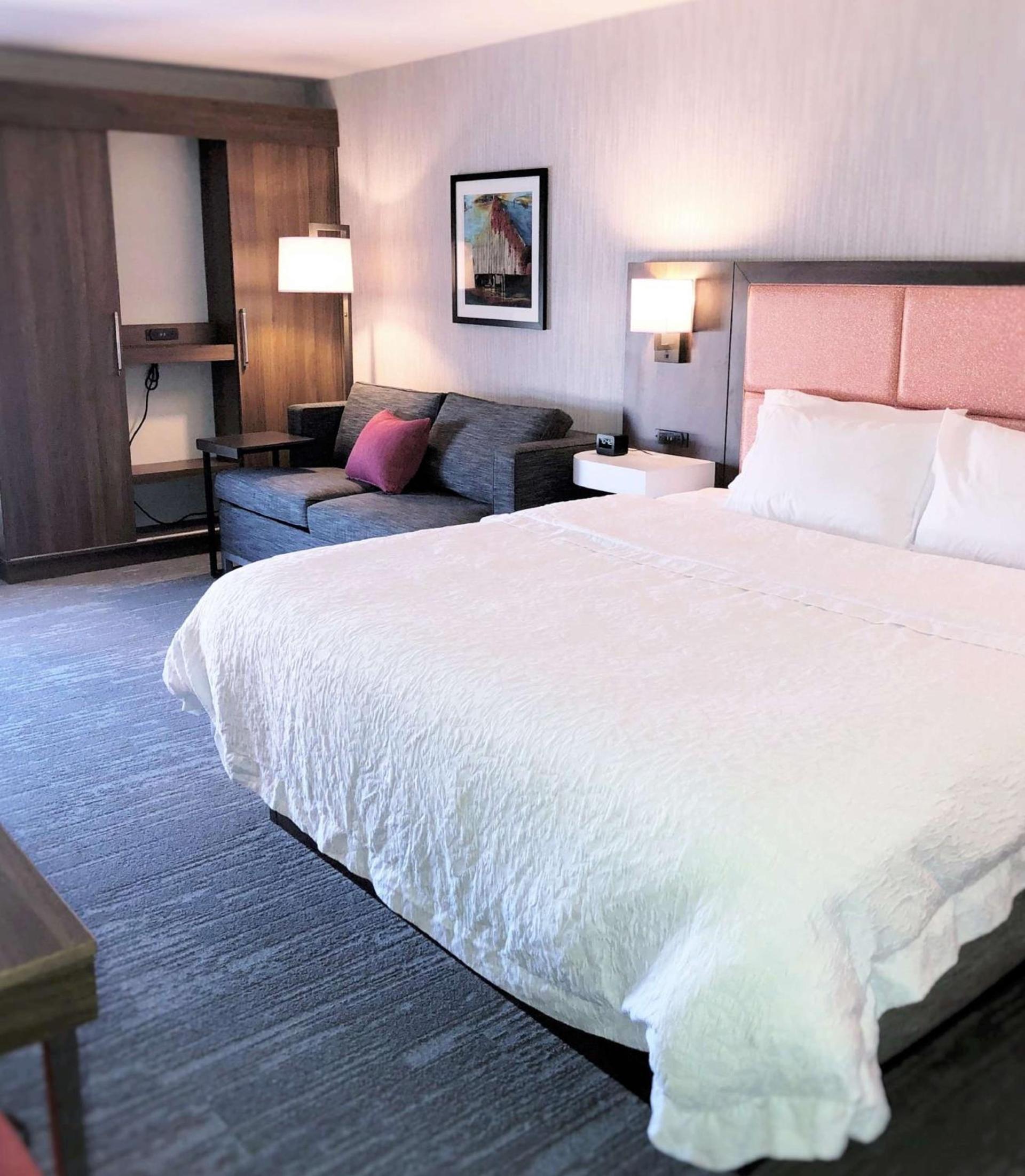 Hampton Inn Williamsport photo 13