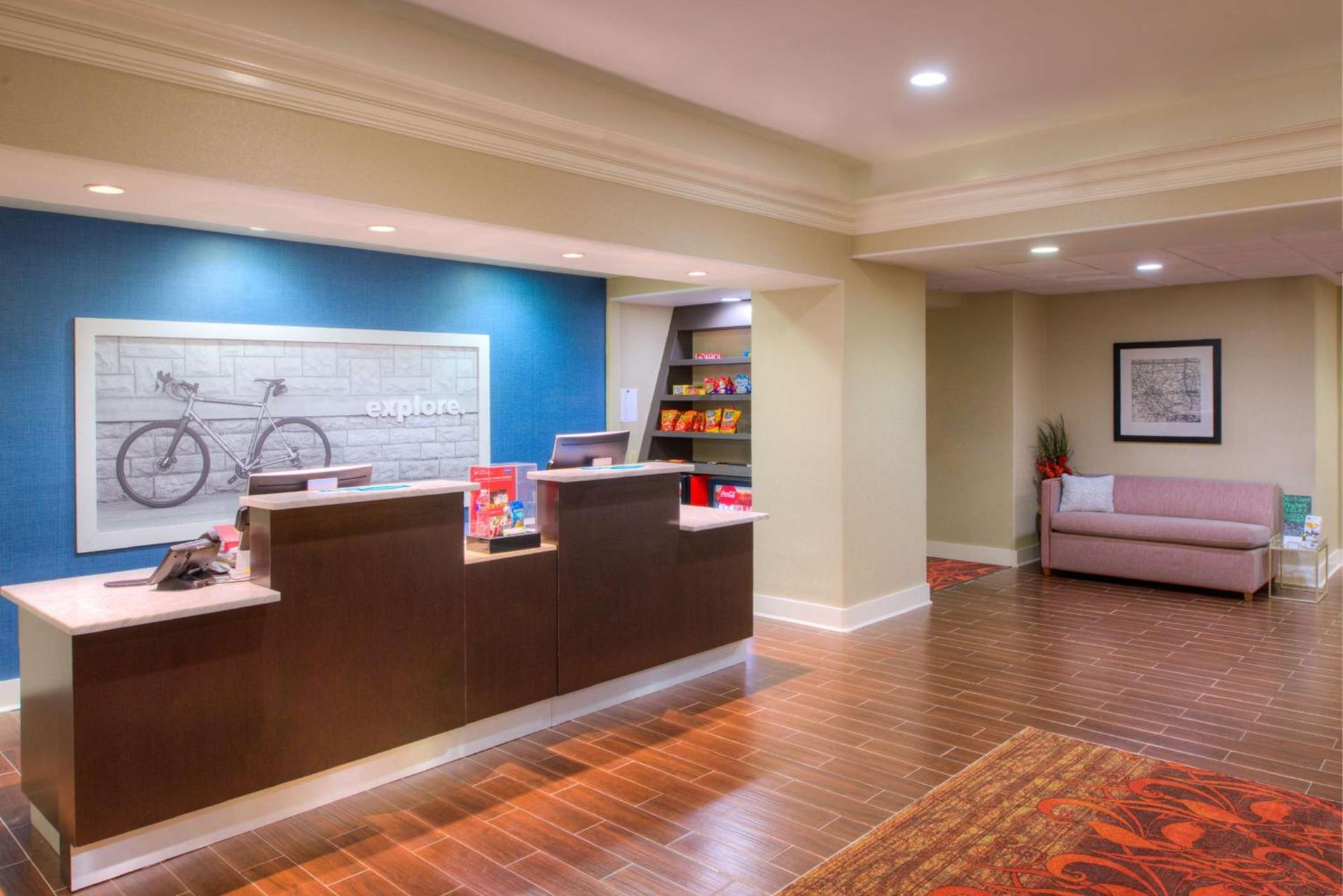 Hampton Inn Baton Rouge - Denham Springs photo 7