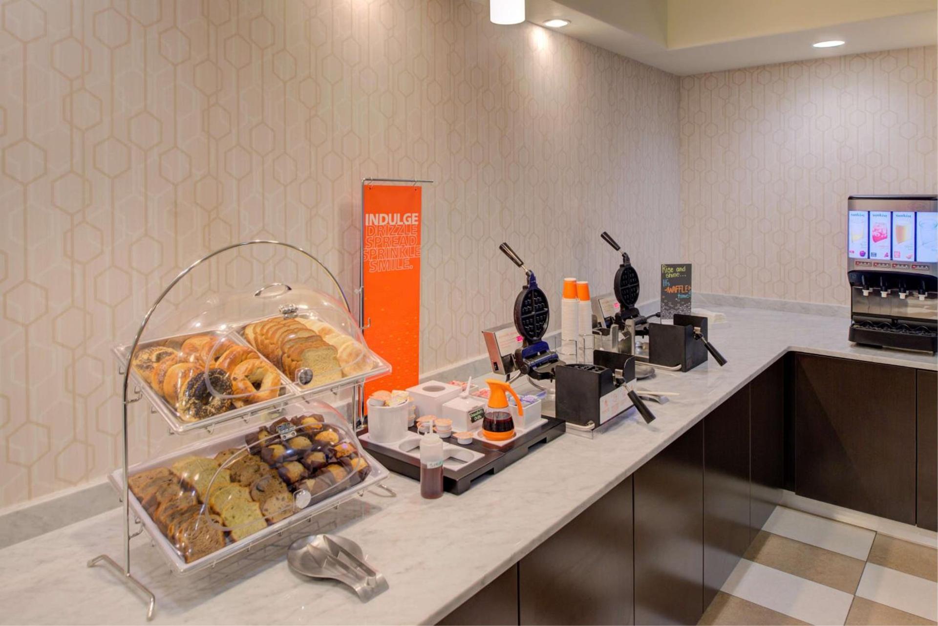 Hampton Inn Baton Rouge - Denham Springs photo 10