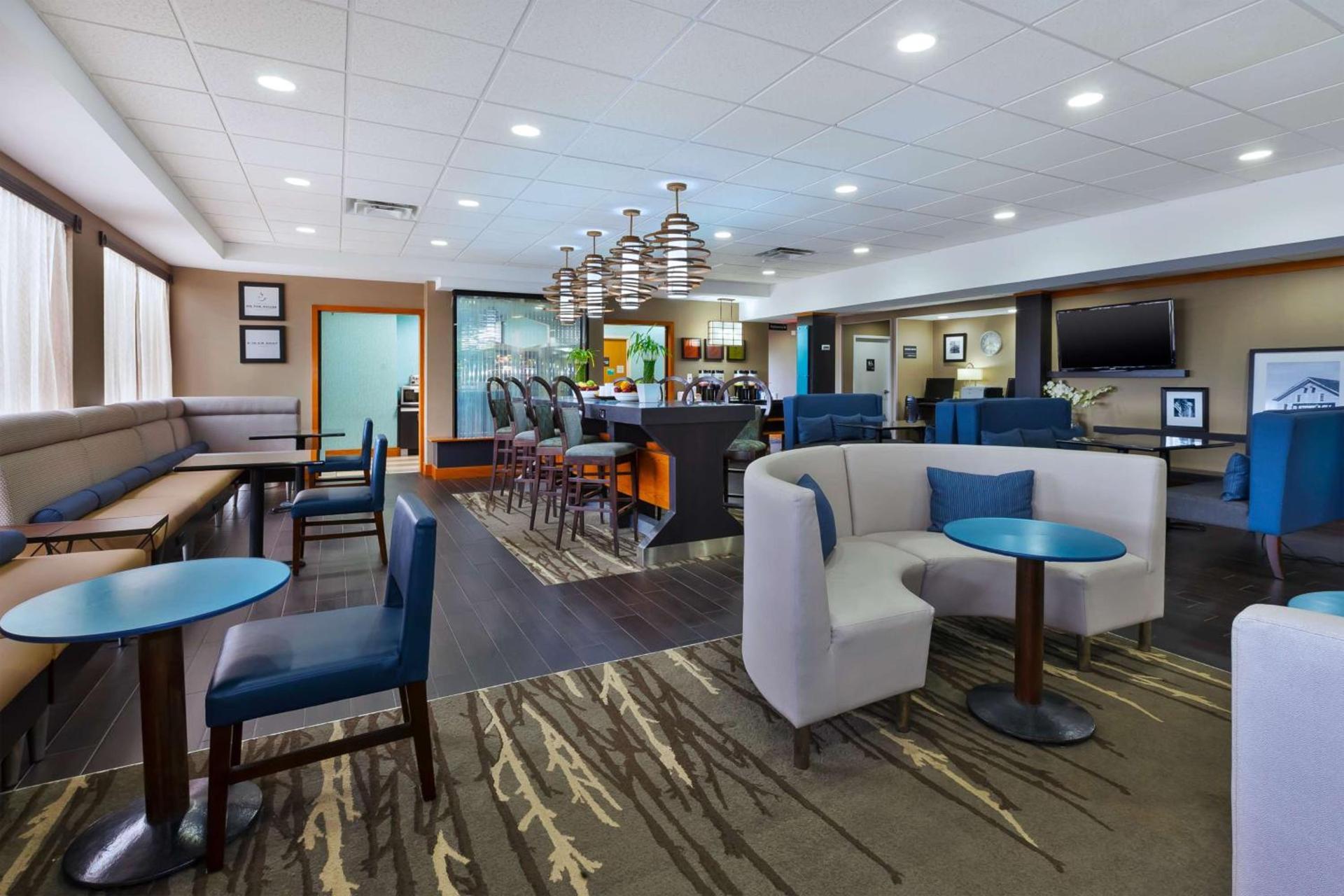 Hampton Inn Marysville photo 3