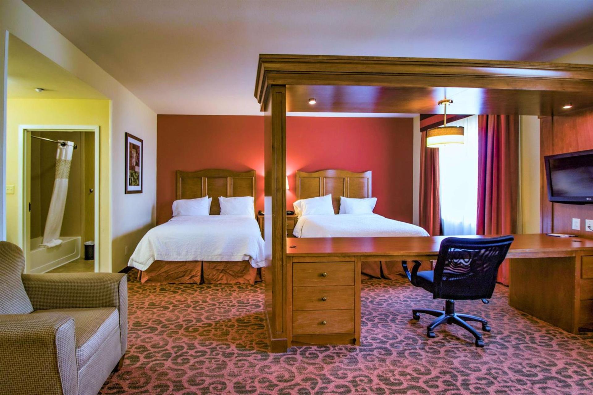 Hampton Inn & Suites Bastrop photo 12
