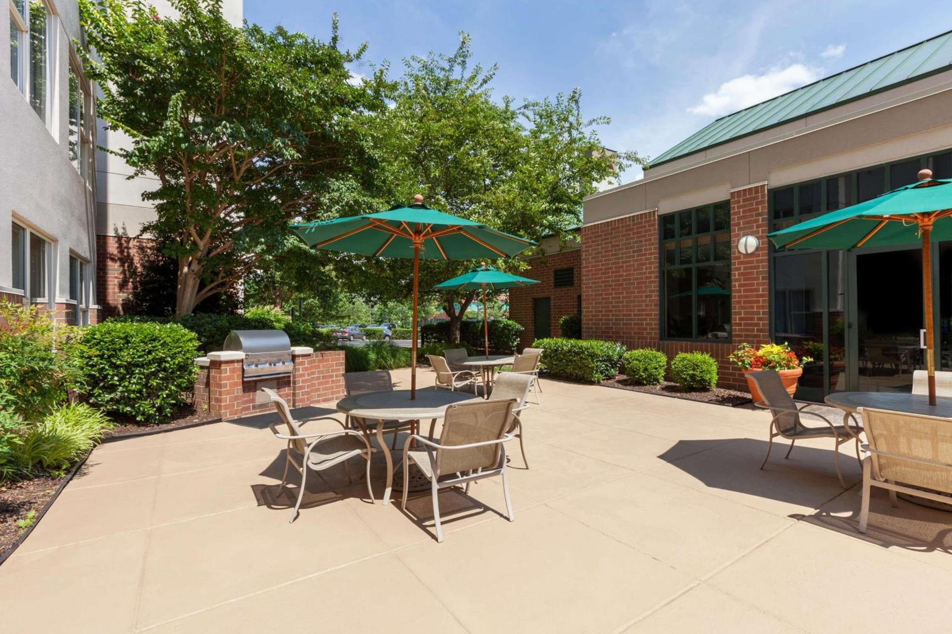 Homewood Suites by Hilton Falls Church photo 3