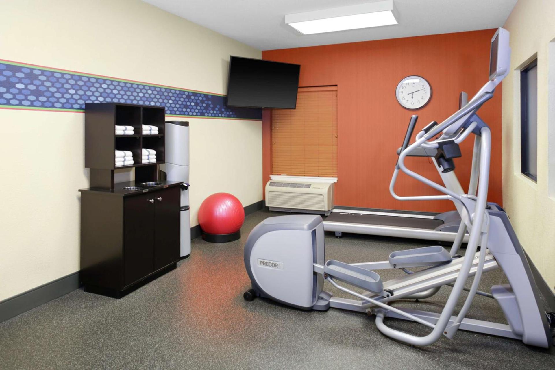 Hampton Inn Portage photo 9