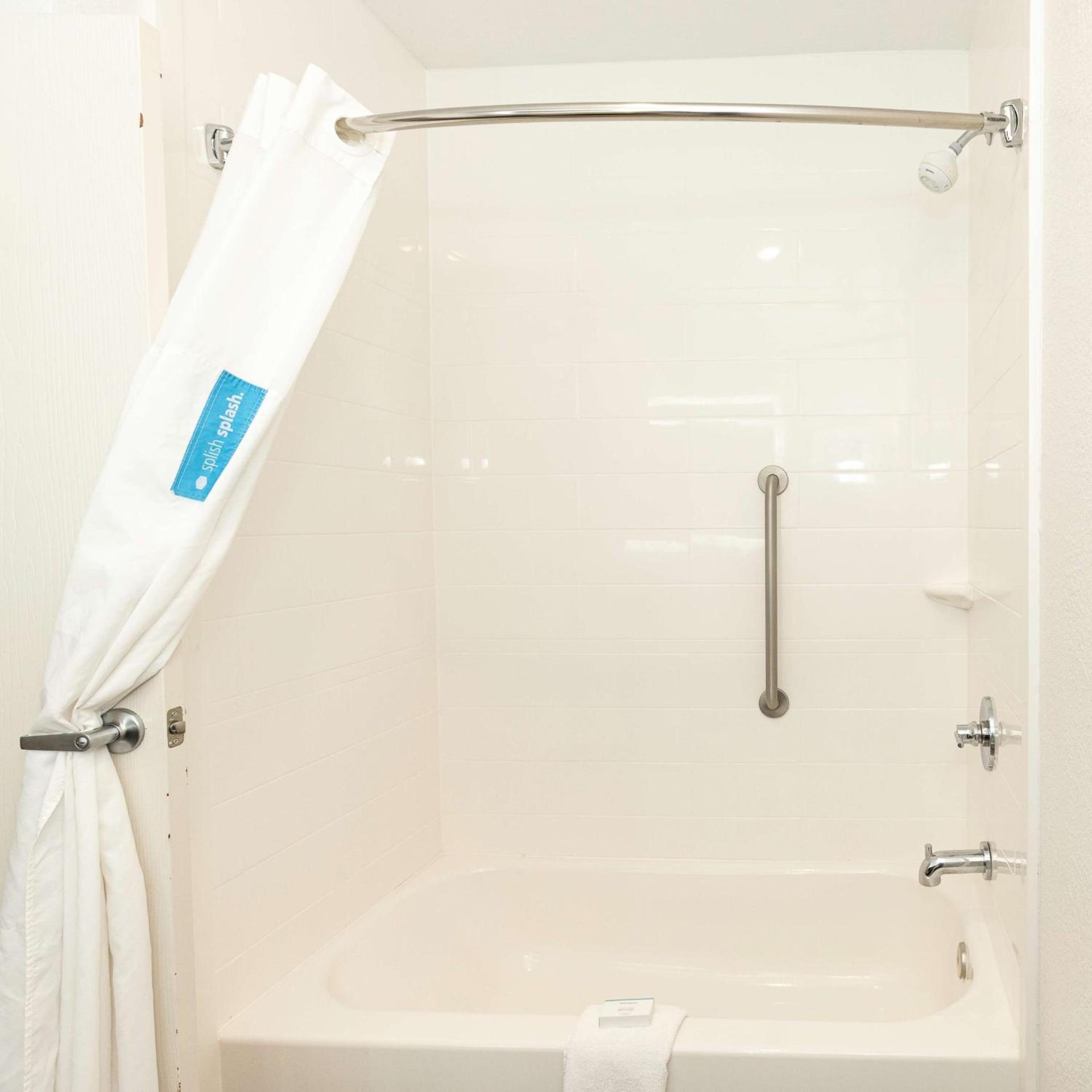Hampton Inn Kerrville photo 20