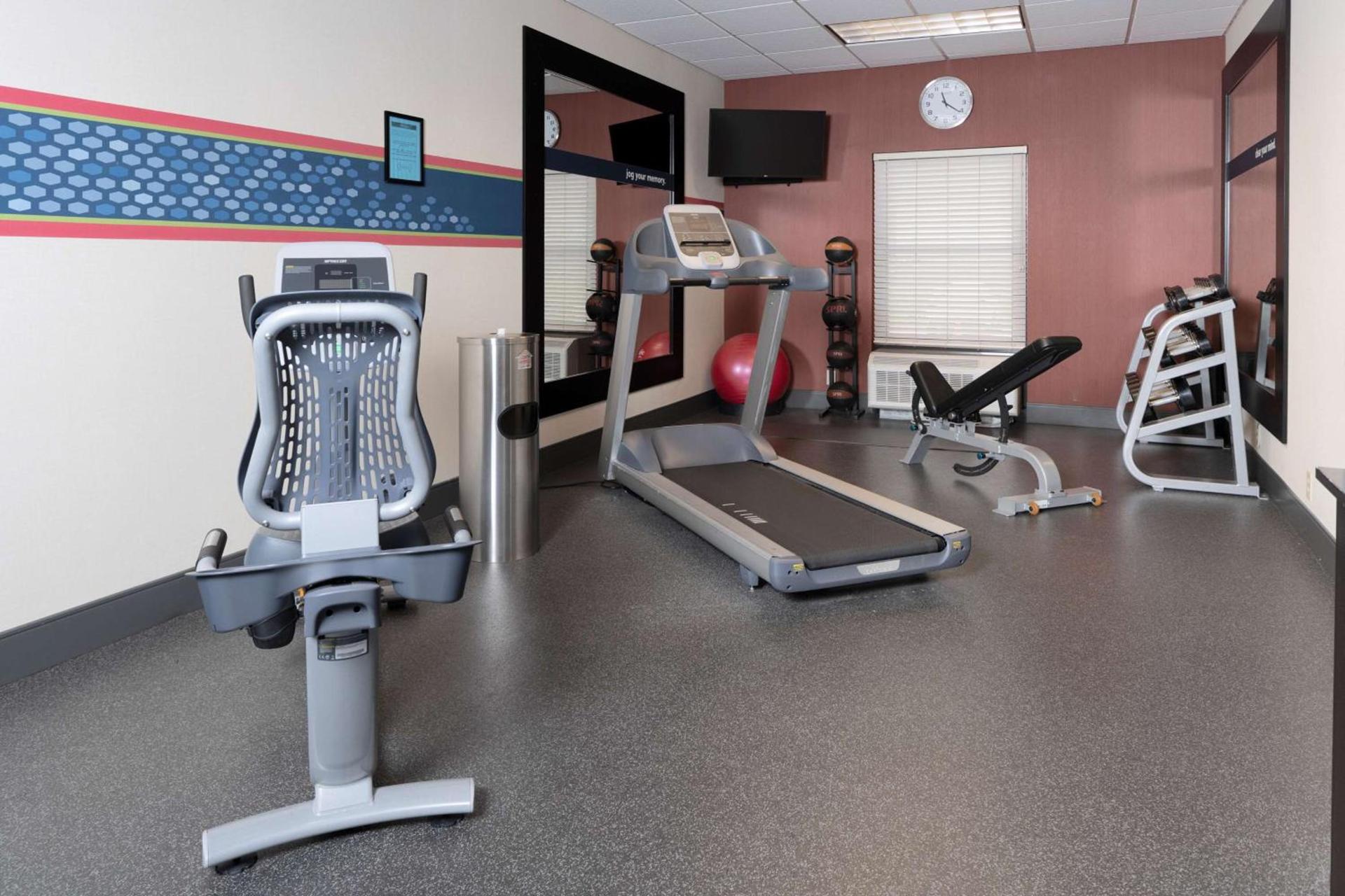 Hampton Inn Columbia photo 11