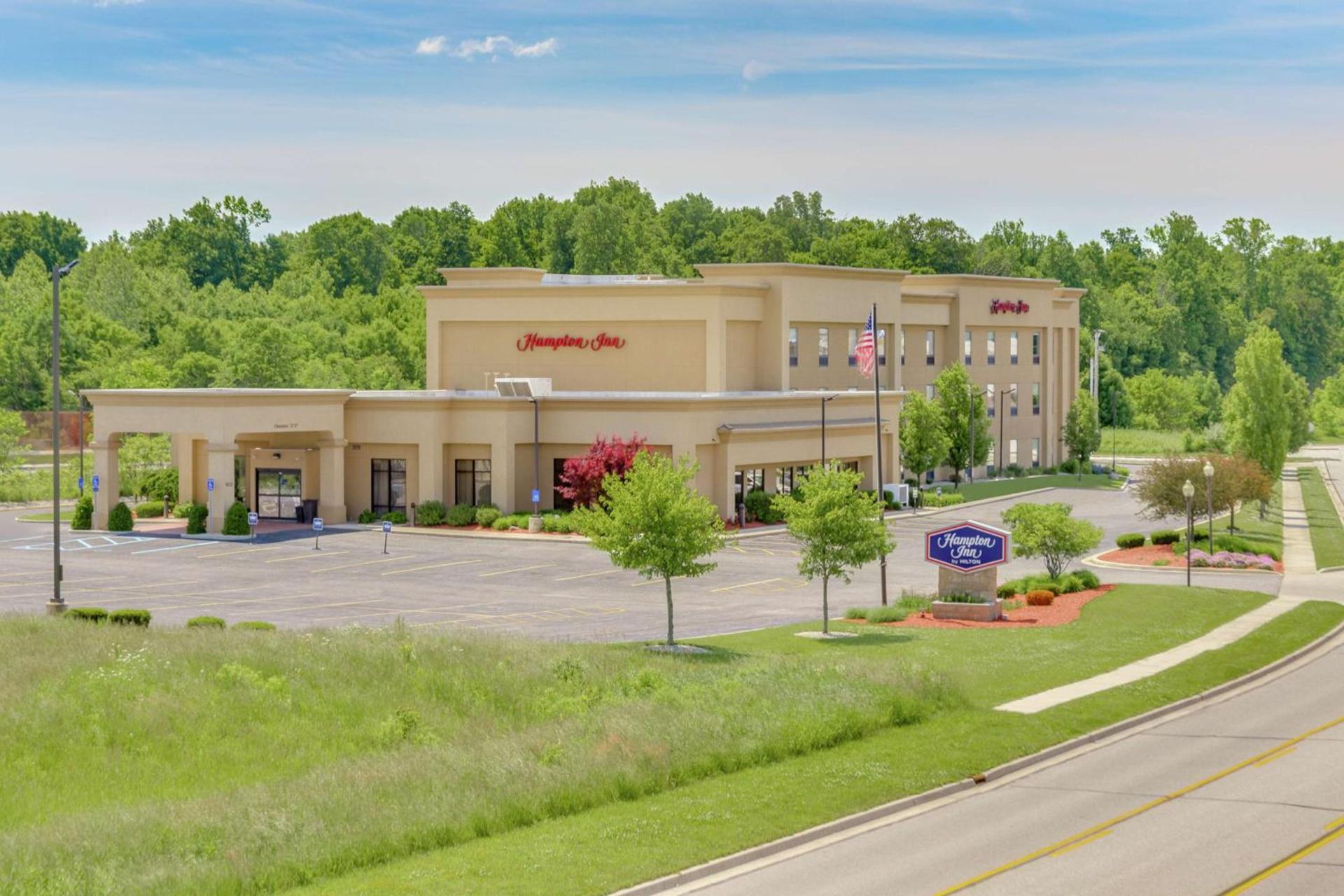 Hampton Inn Auburn photo 1