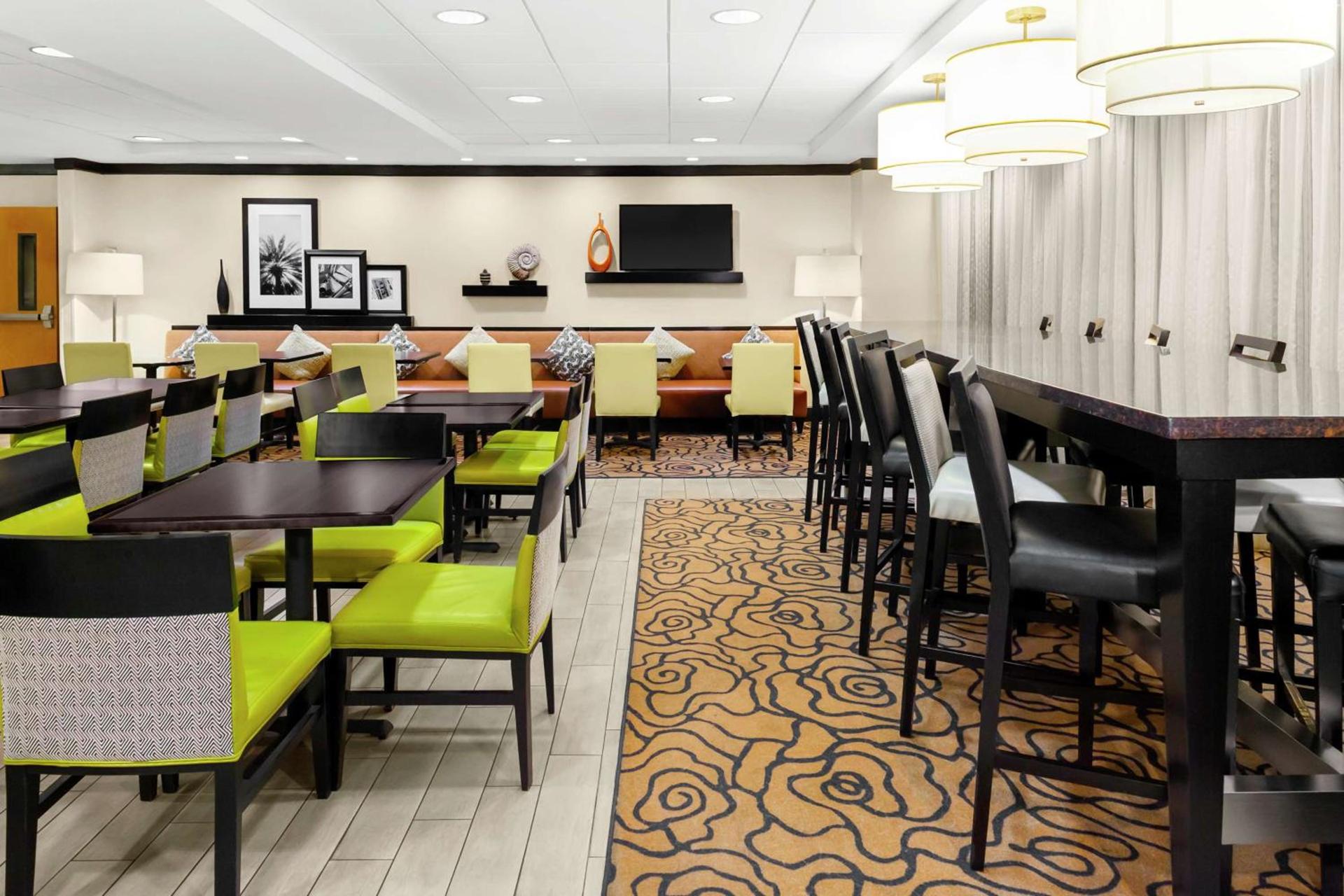 Hampton Inn Miami/Dadeland photo 17