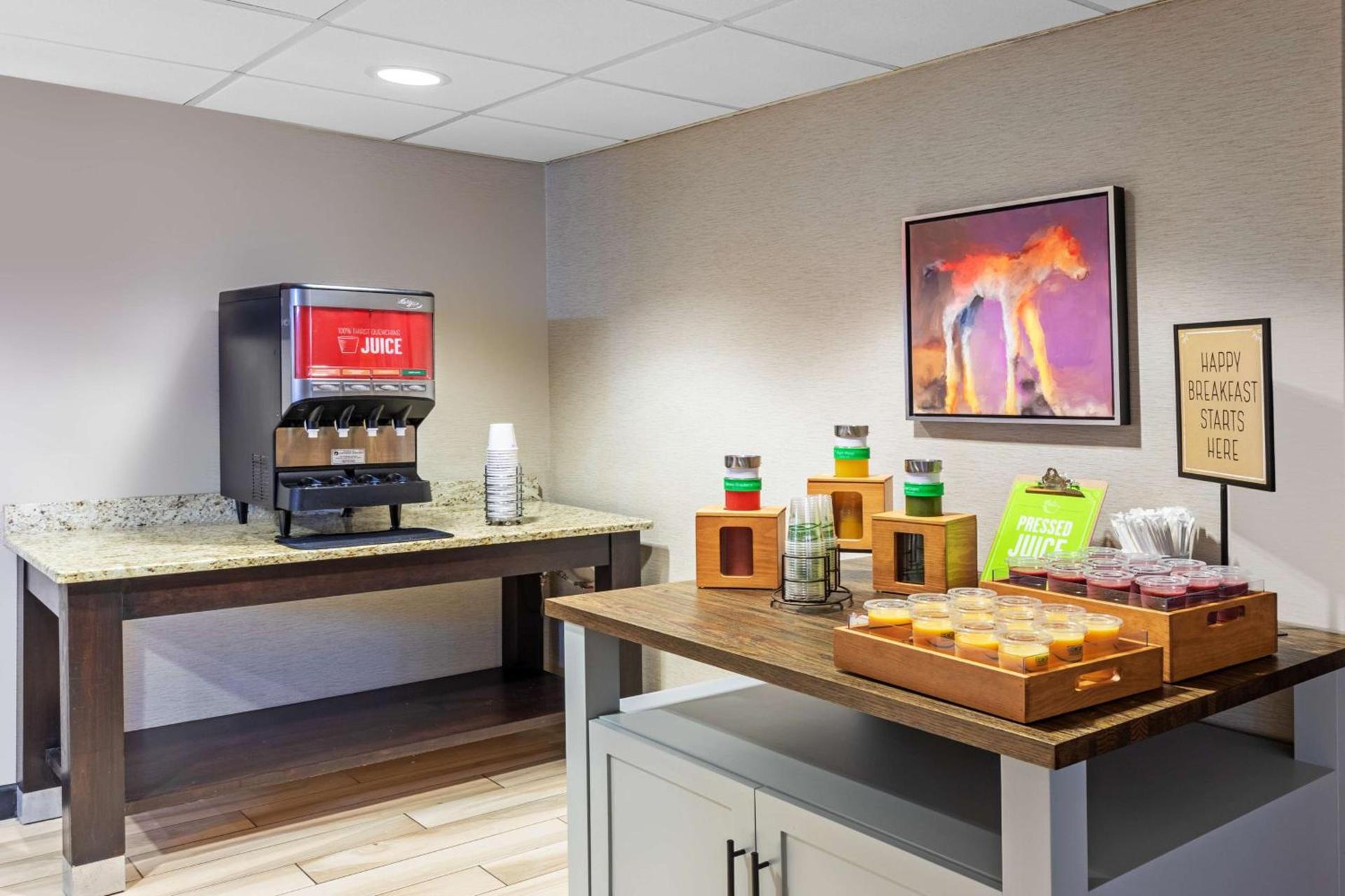 Hampton Inn Aiken photo 9