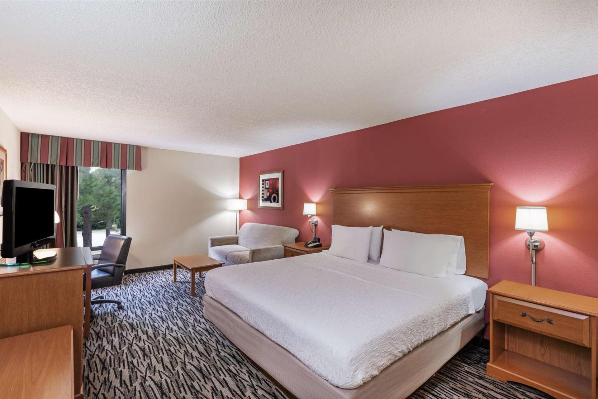Hampton Inn Aiken photo 15