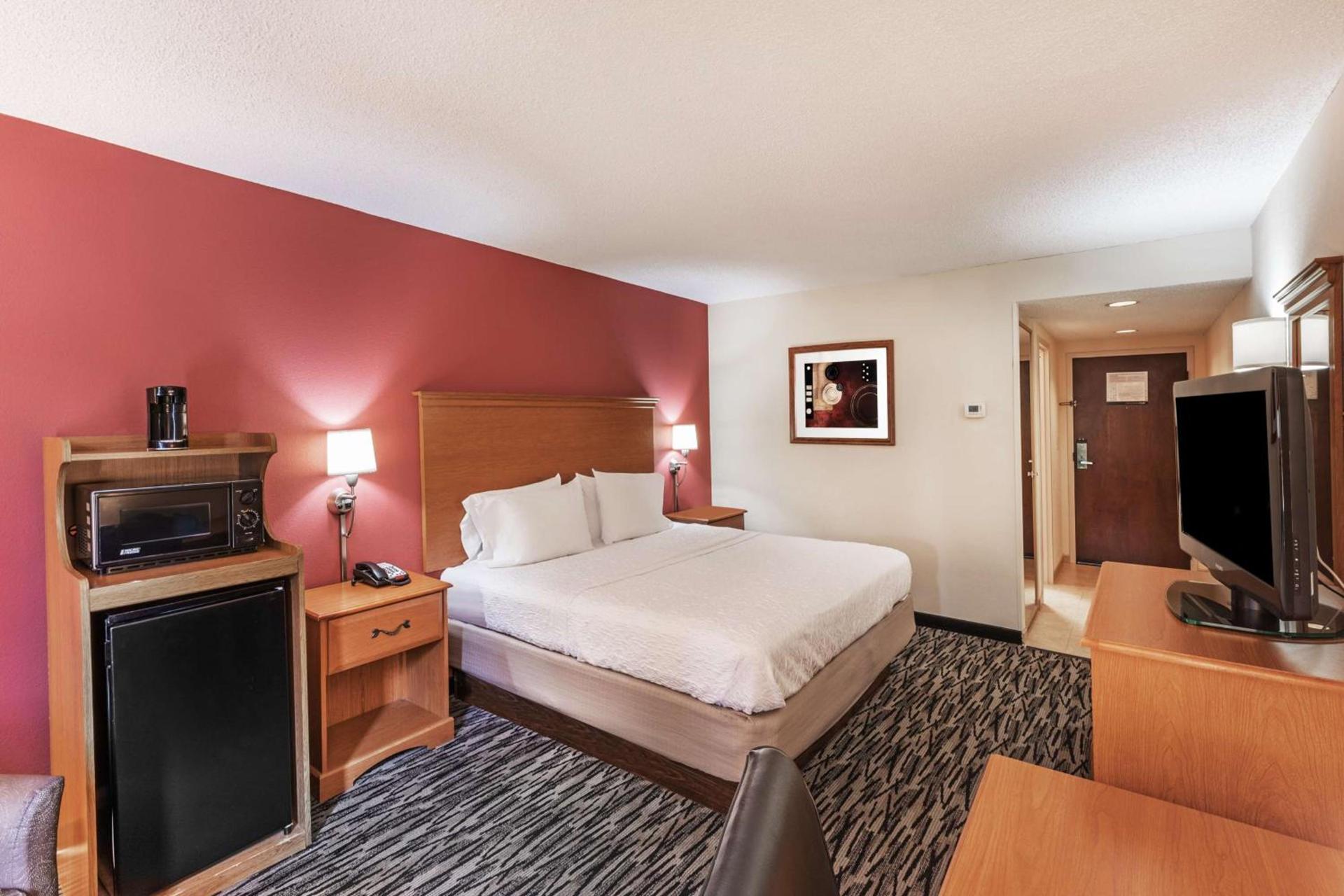 Hampton Inn Aiken photo 20