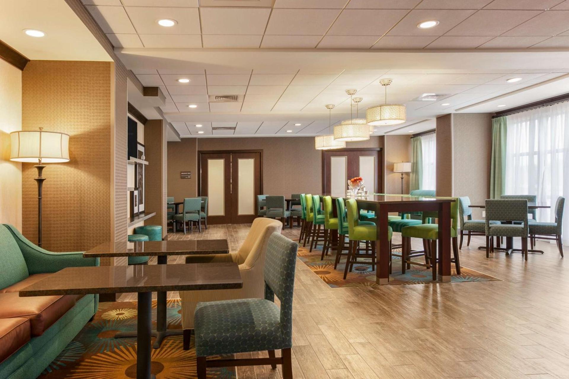 Hampton Inn Belton/Kansas City photo 3