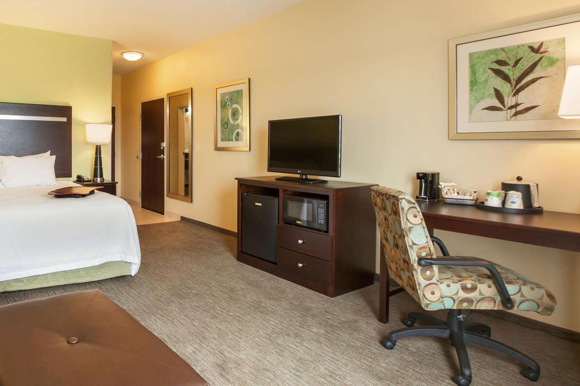 Hampton Inn Belton/Kansas City photo 18