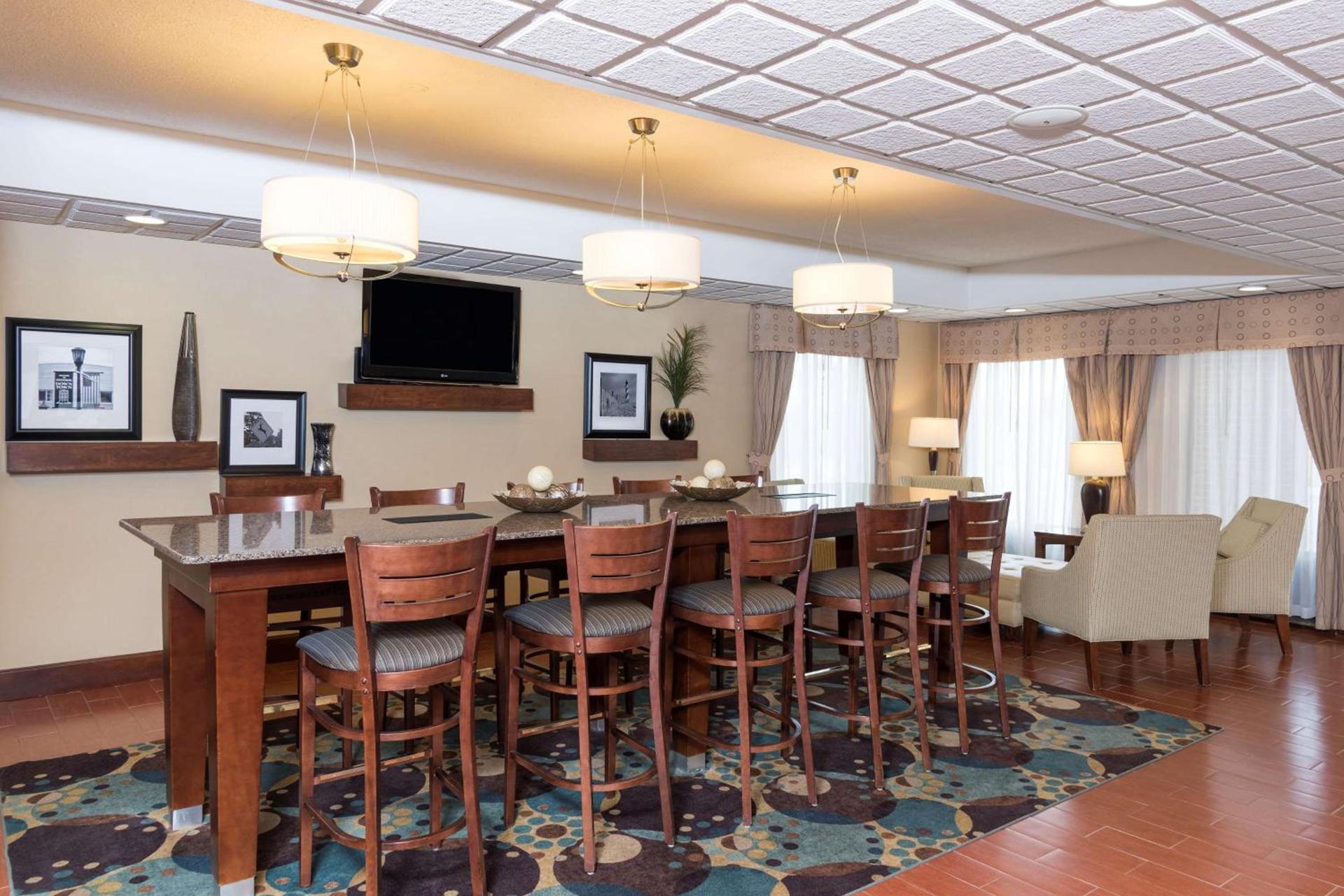 Hampton Inn Port Huron photo 3