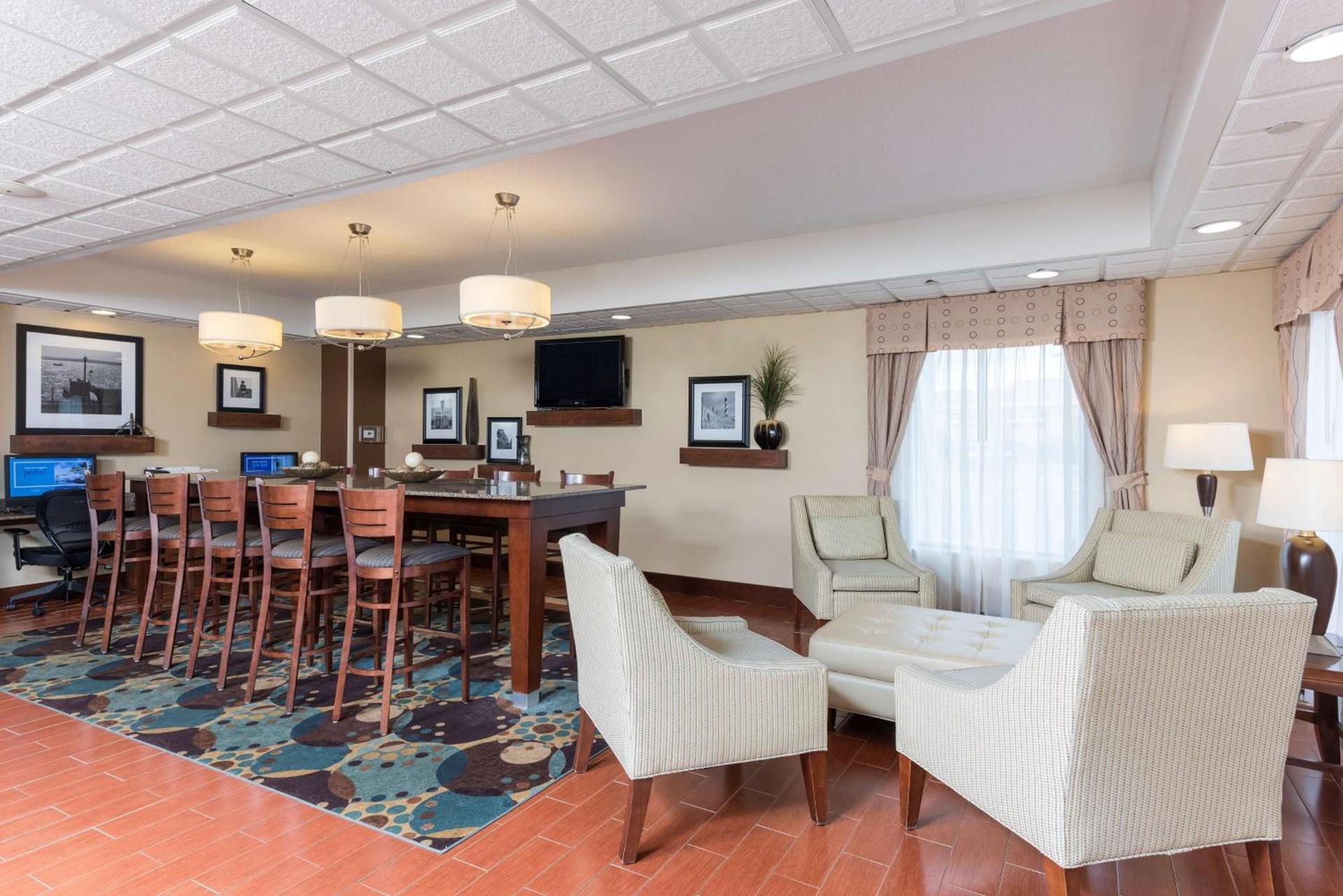 Hampton Inn Port Huron photo 4